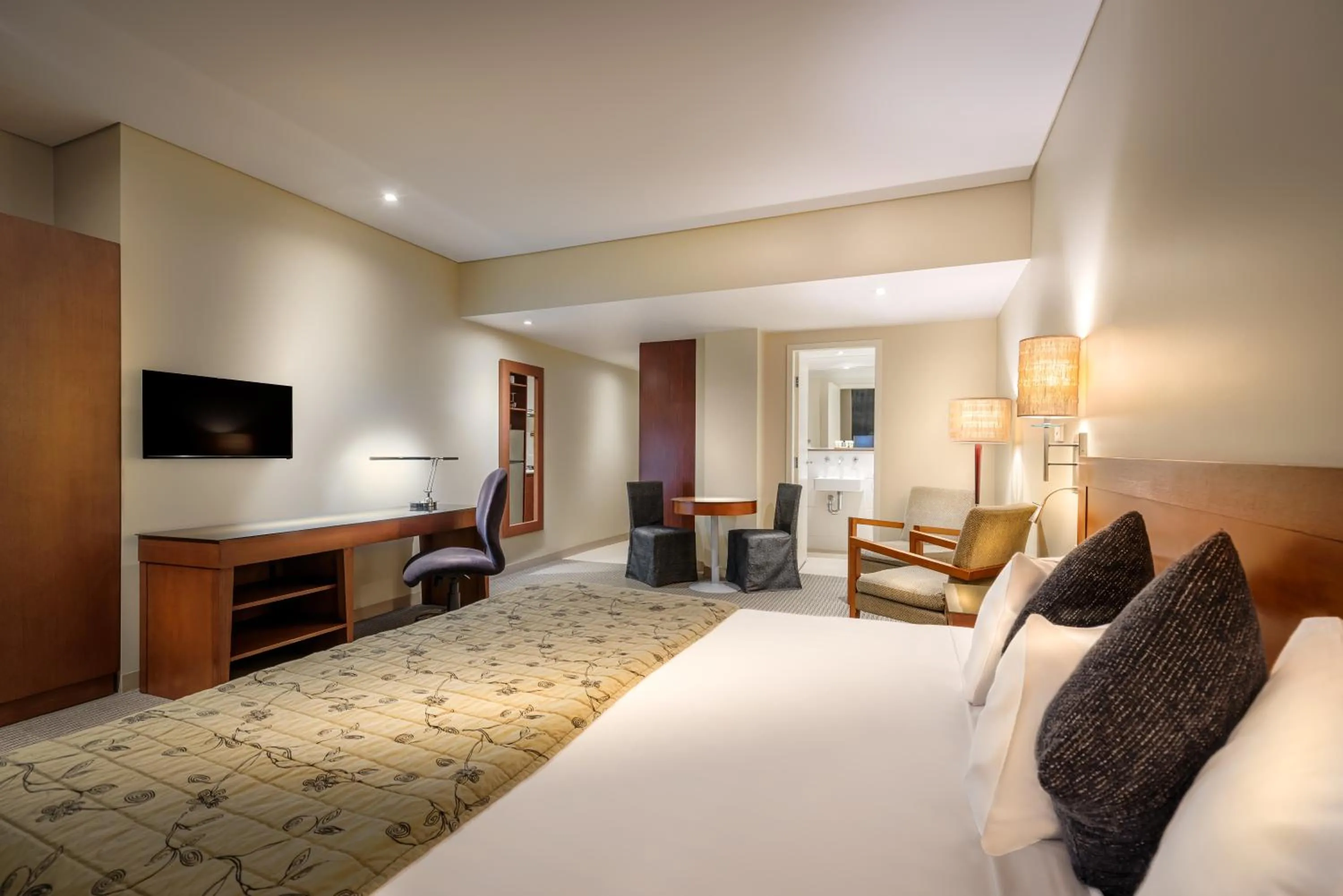 Studio Apartment in Batman's Hill on Collins