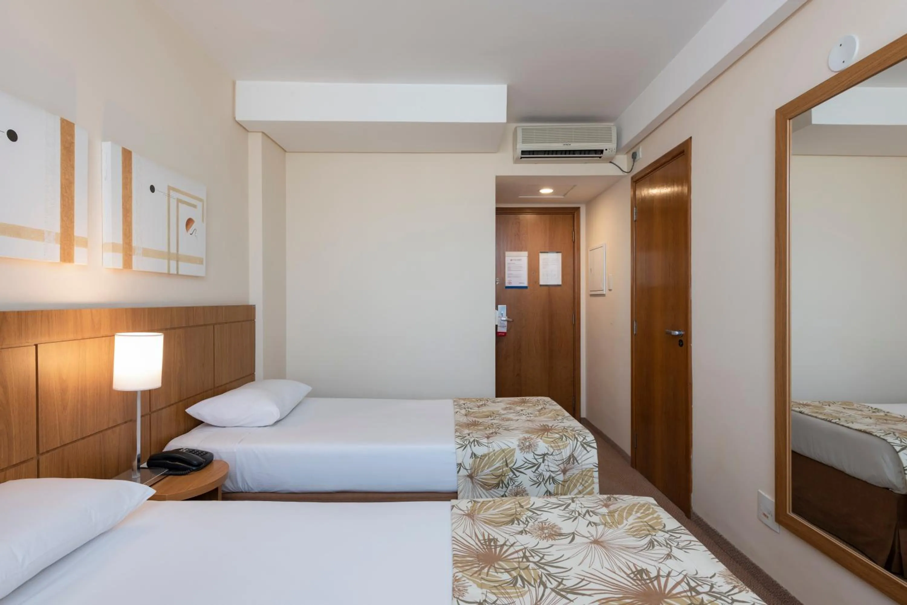 Standard Twin Room in Monreale Plus São José dos Campos