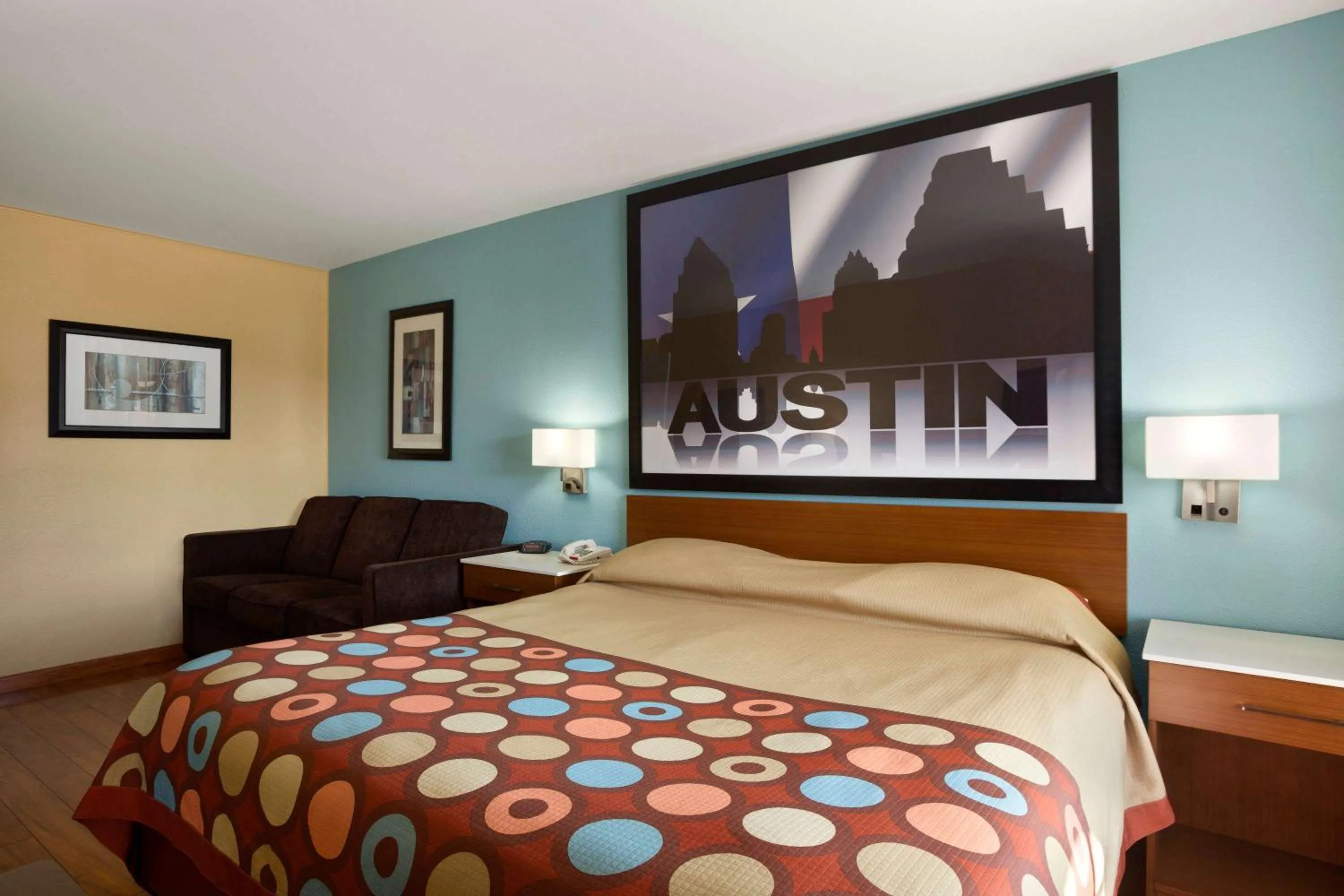 King Room - Non-Smoking in Super 8 by Wyndham Austin Downtown/Capitol Area