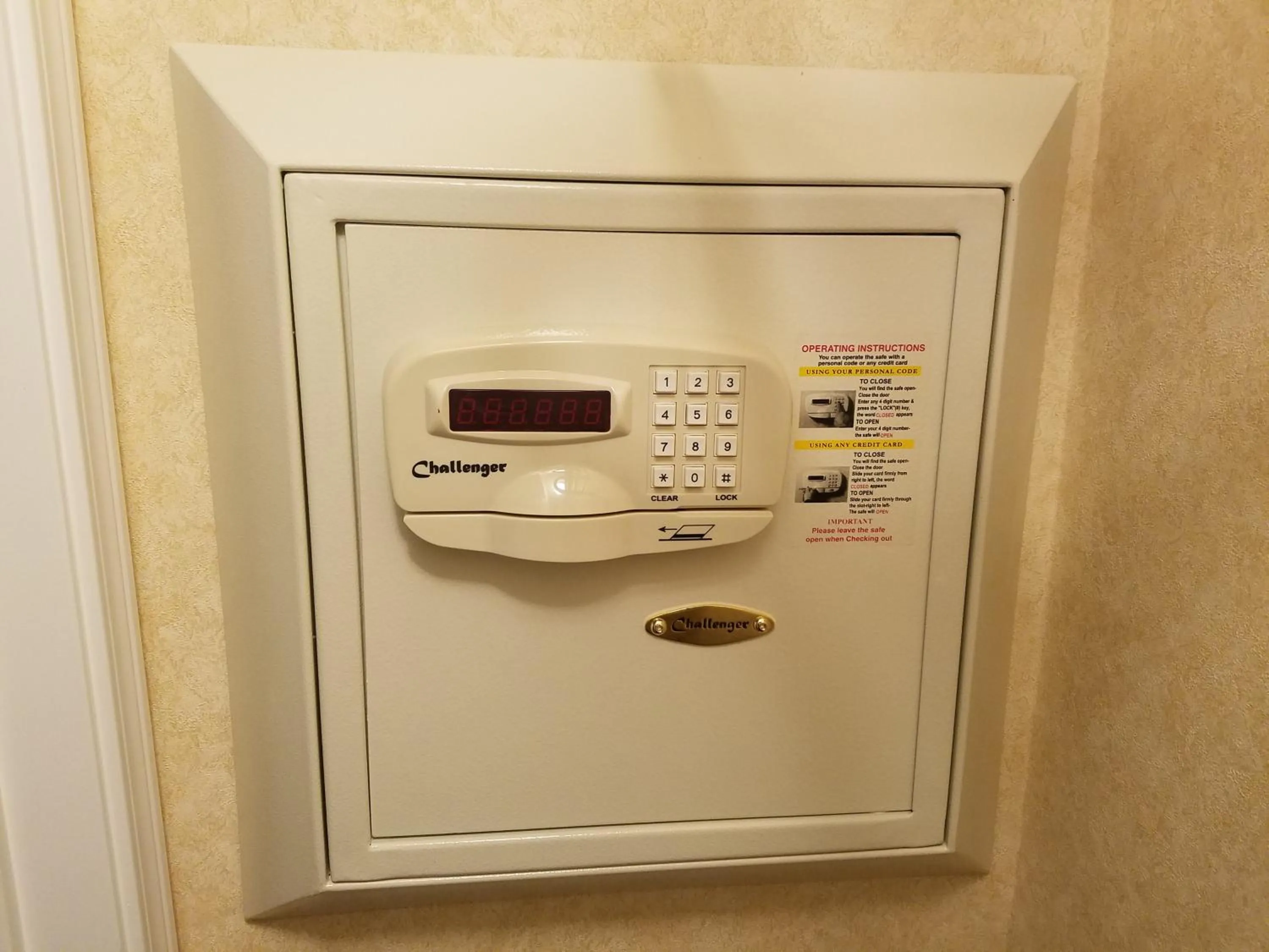 Executive Room with Two Queen Beds - Non-Smoking in Ontario Airport Inn