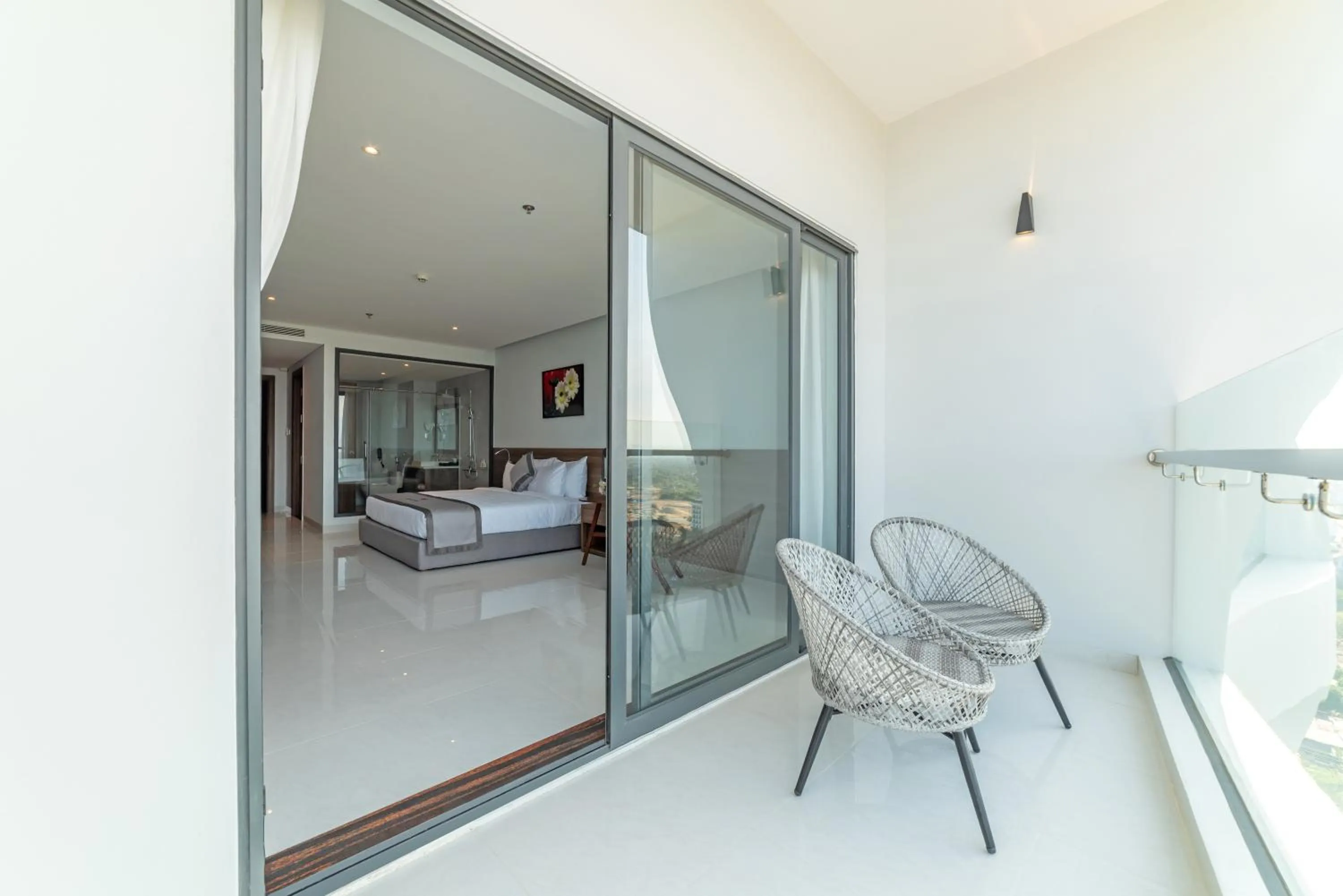 Deluxe Double Room with Sea View in Long Thuan Hotel & Resort