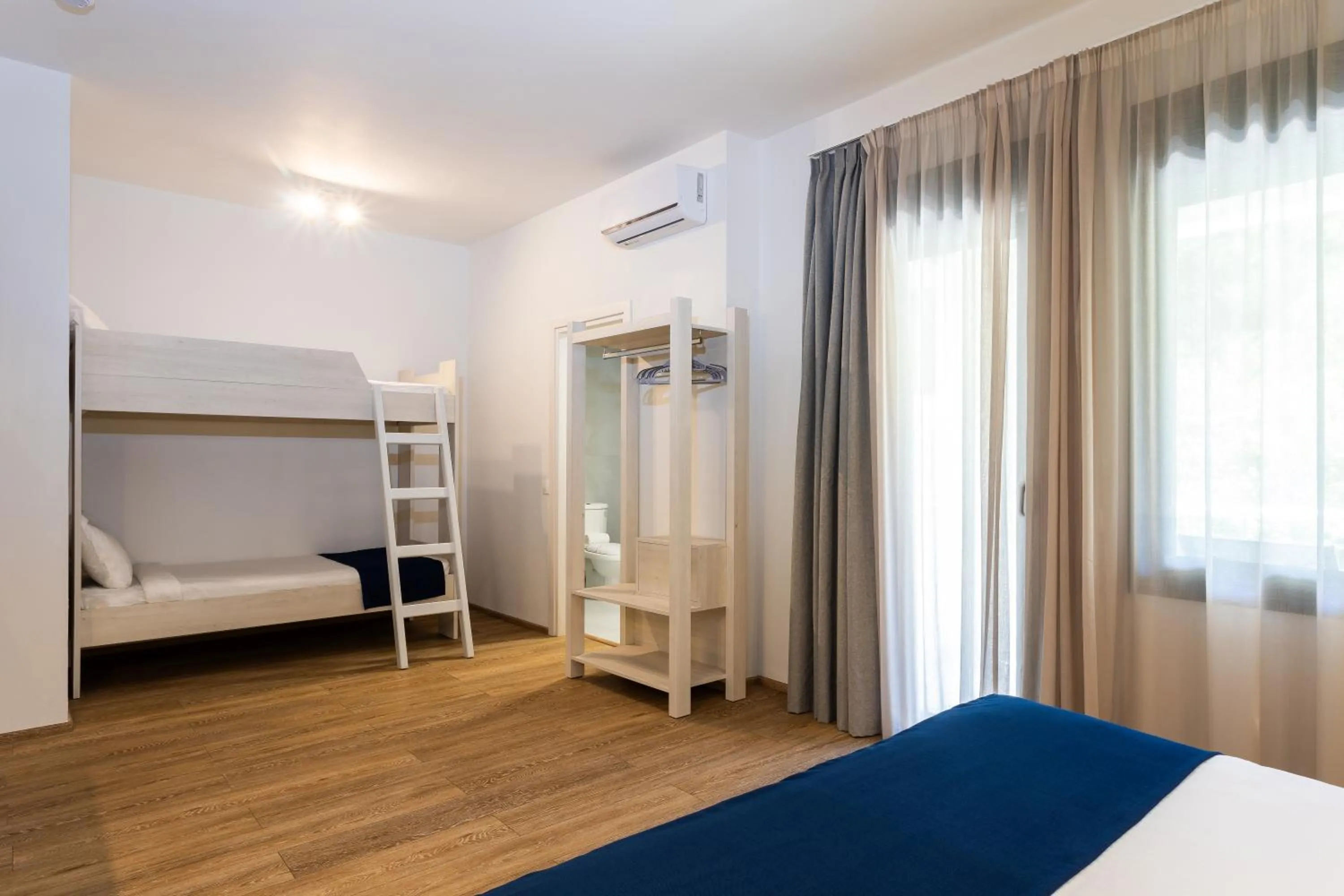 Quadruple Room in Azul Eco Hotel