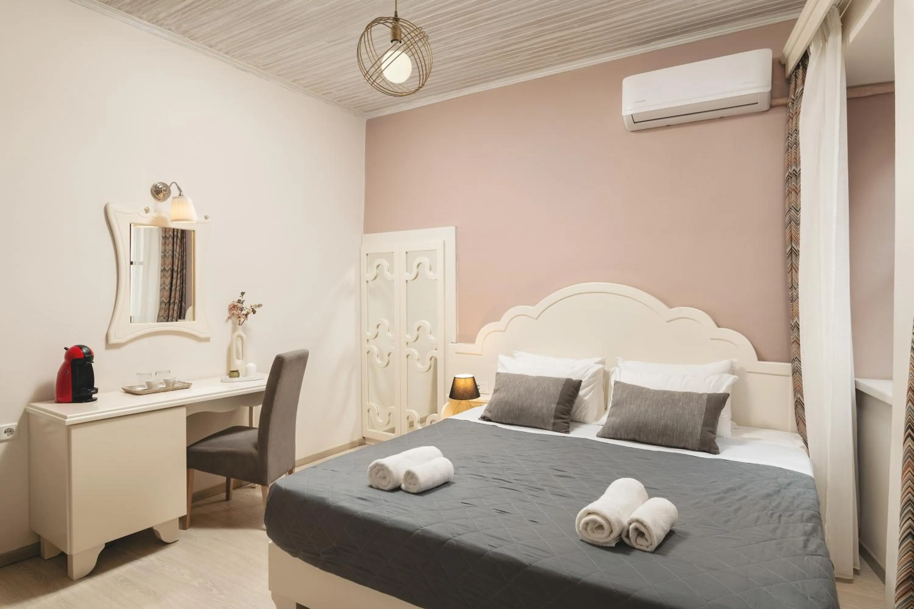 Superior Room with Balcony in Elia Palazzo Hotel