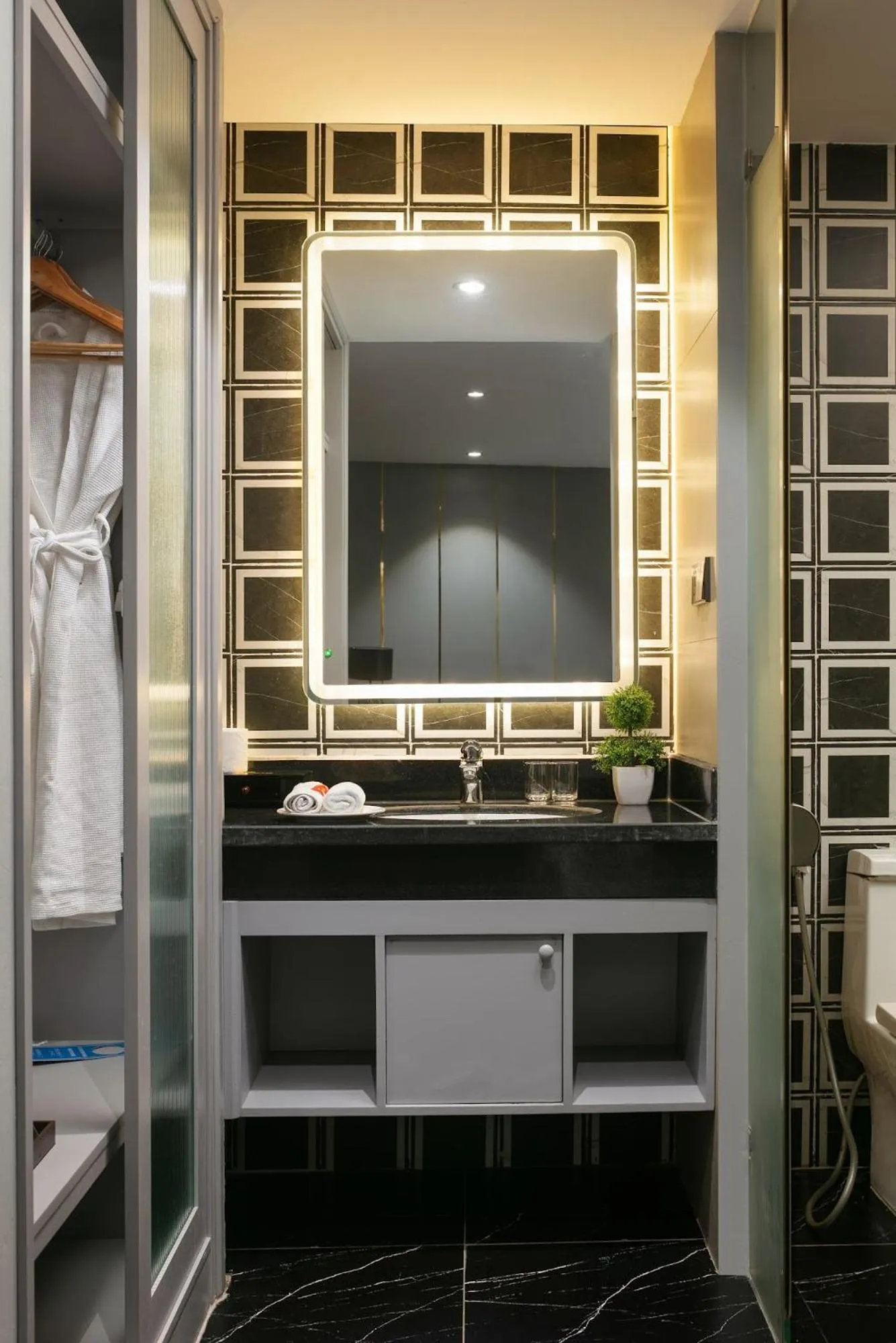 Superior Triple Room in Ping Hotel