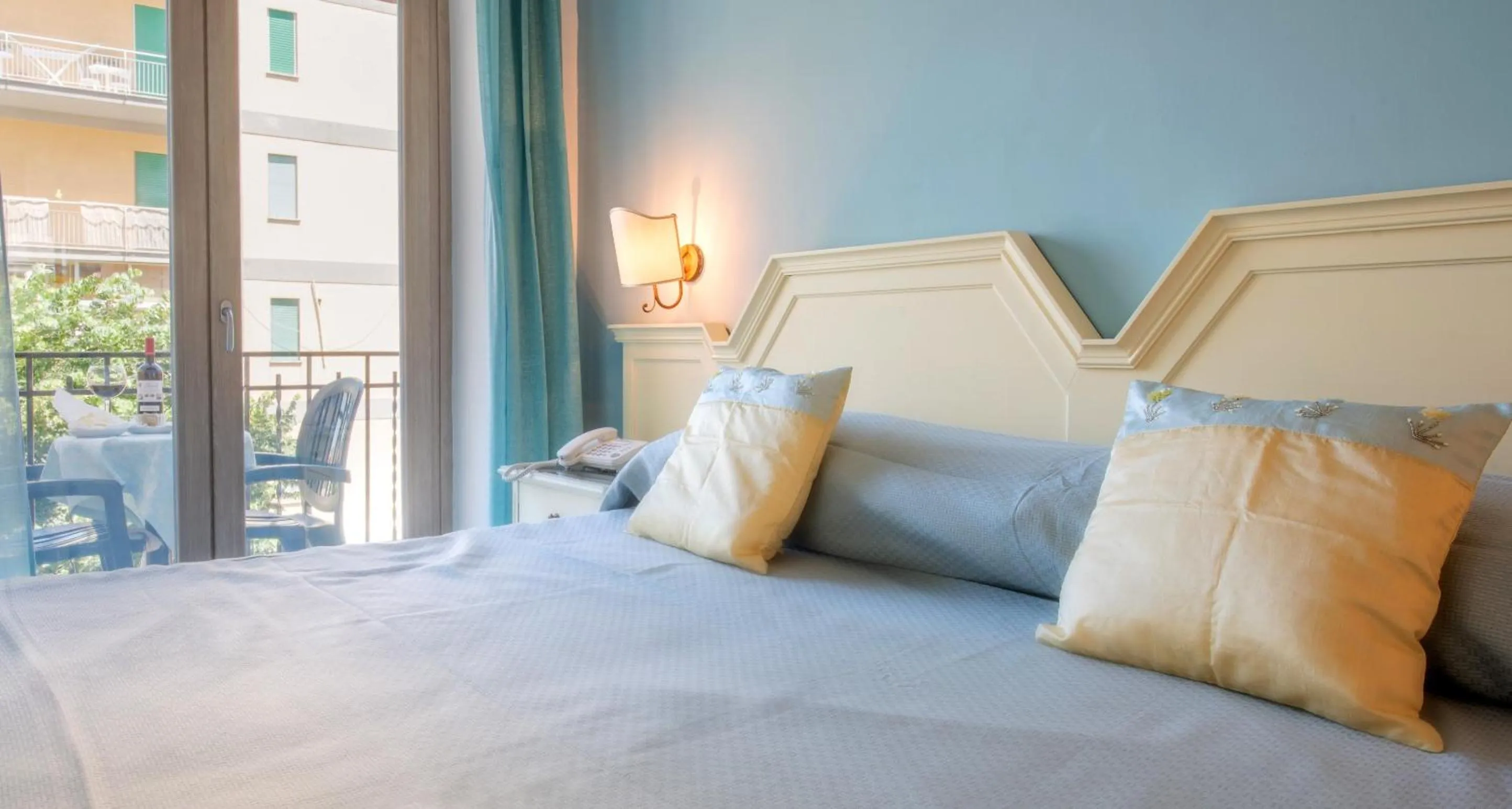 Double or Twin Room with Balcony in Hotel Ascot Sorrento