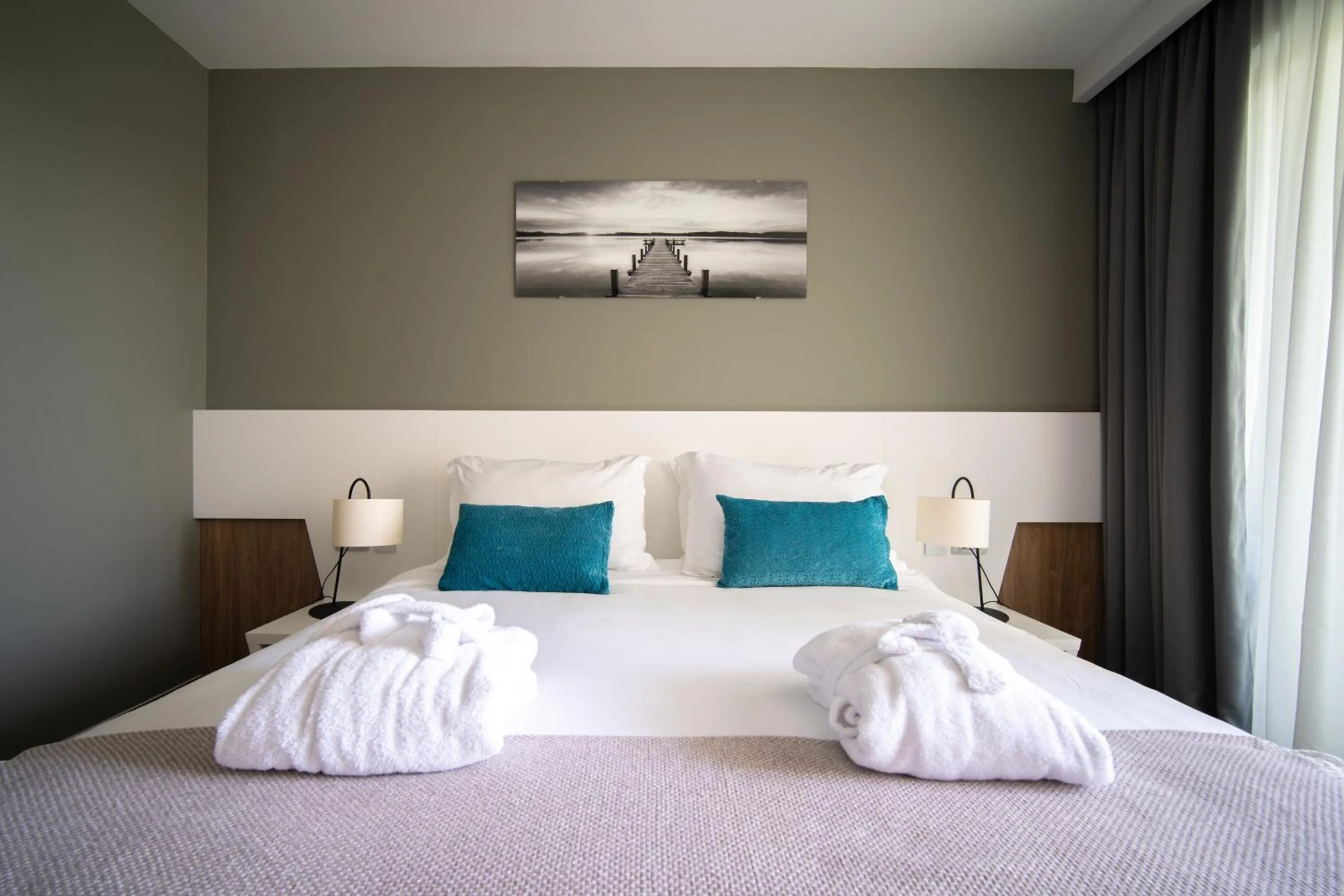 Deluxe Double Room with Balcony - Pool View in Residence Vaal