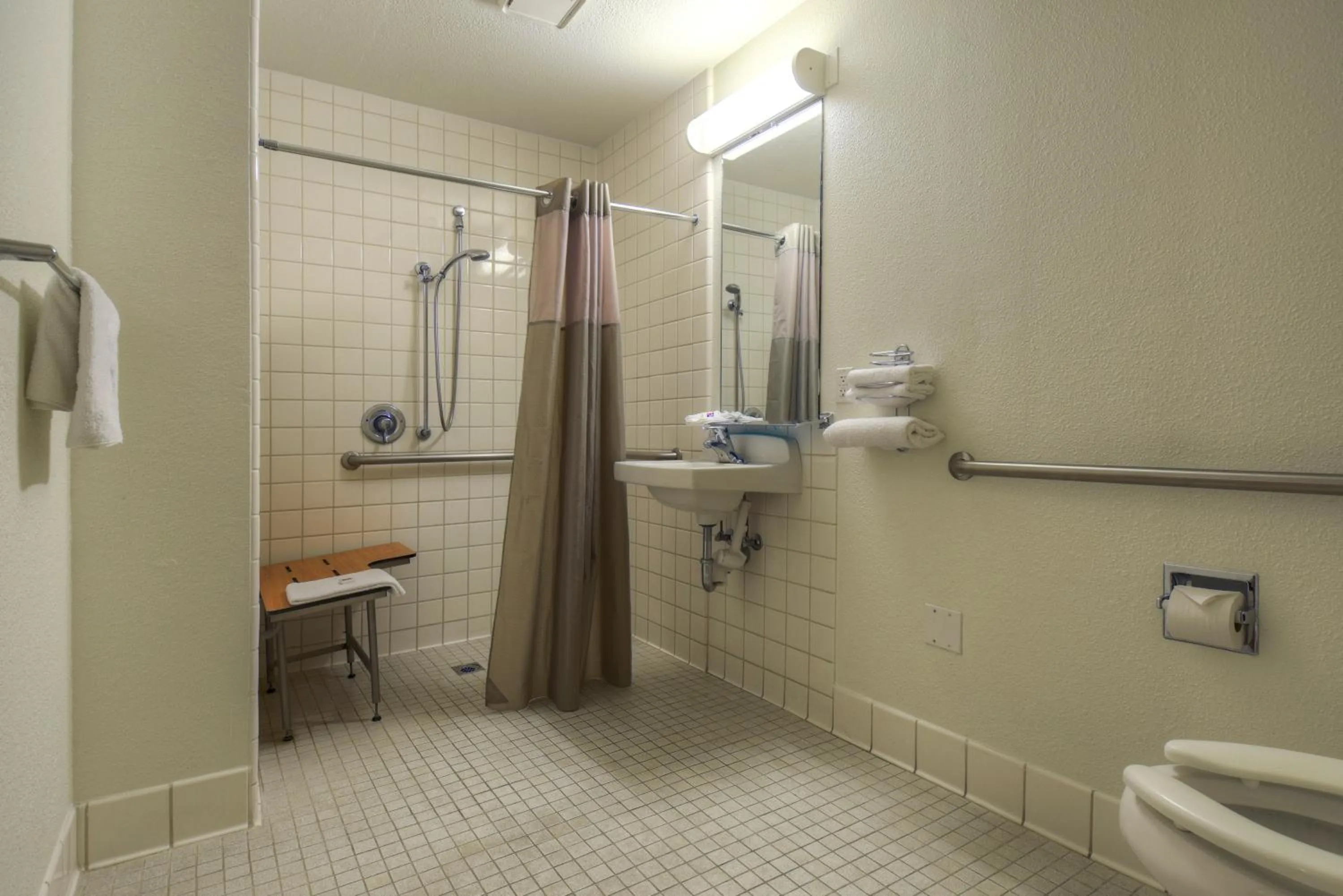 Queen Room - single occupancy - Disability Access in Motel 6-Santa Ana, CA