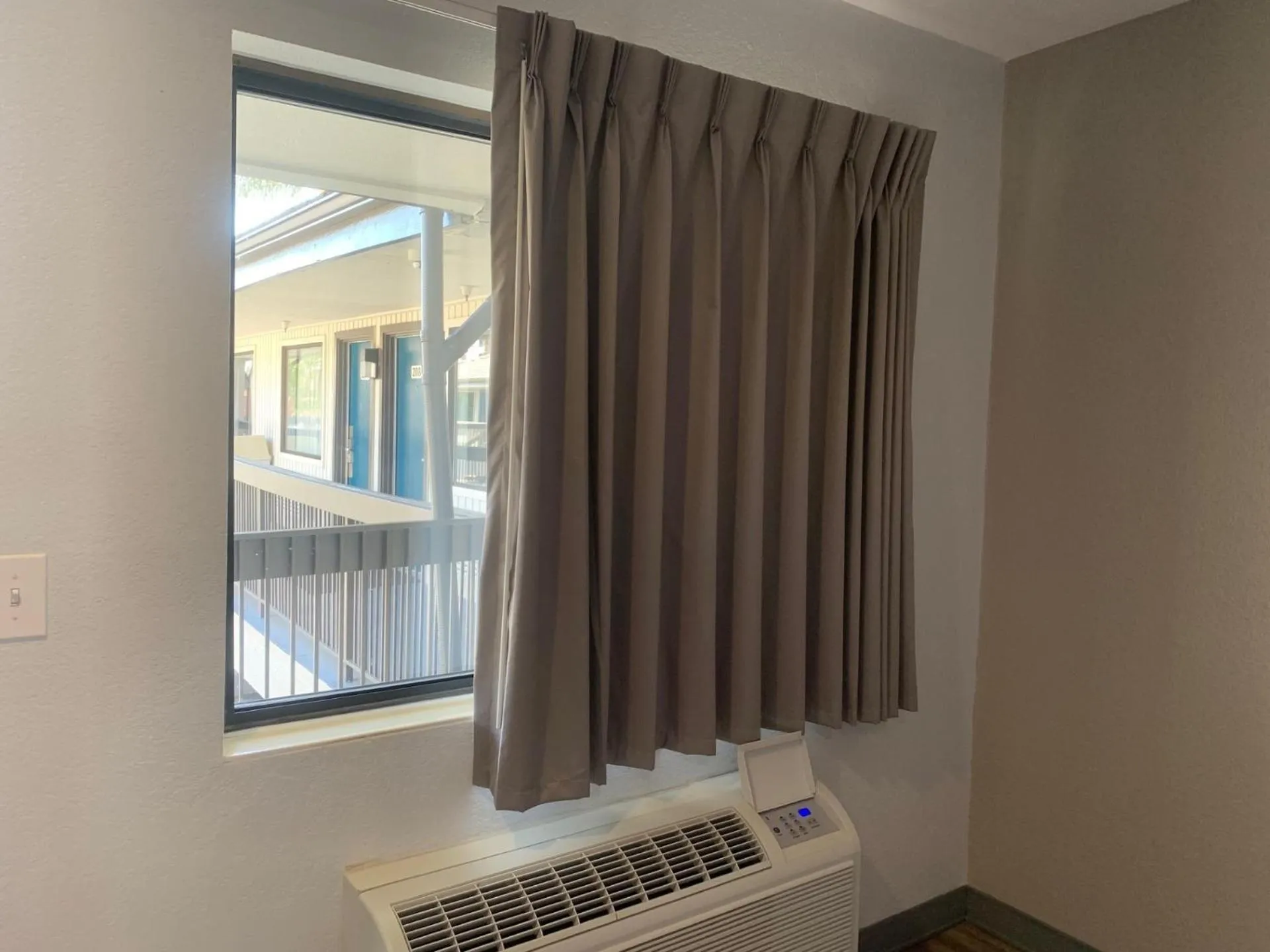 King Room - Disability Access - Non-Smoking in Motel 6-Santa Ana, CA