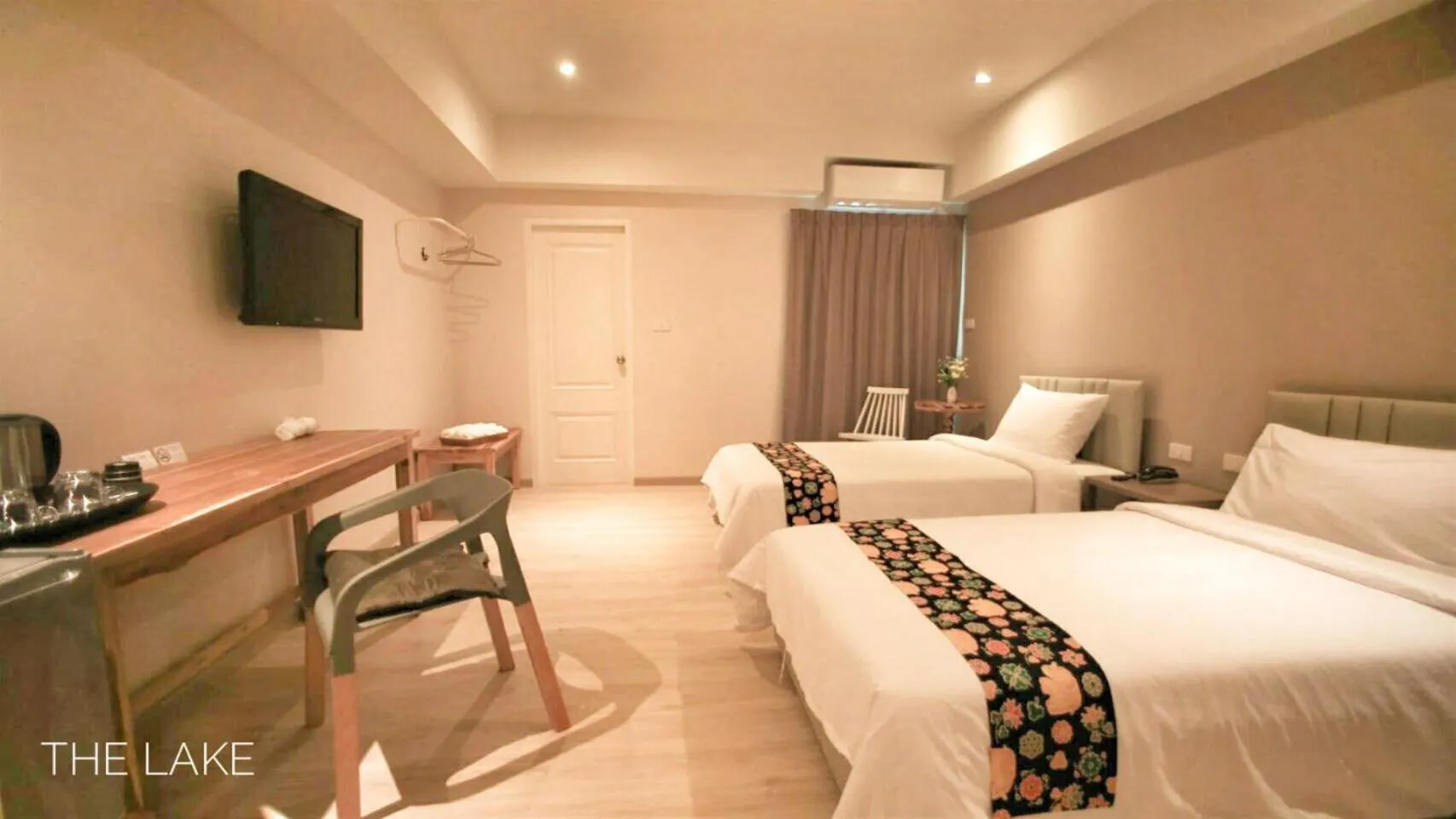 Superior Twin Room in The Lake Udon