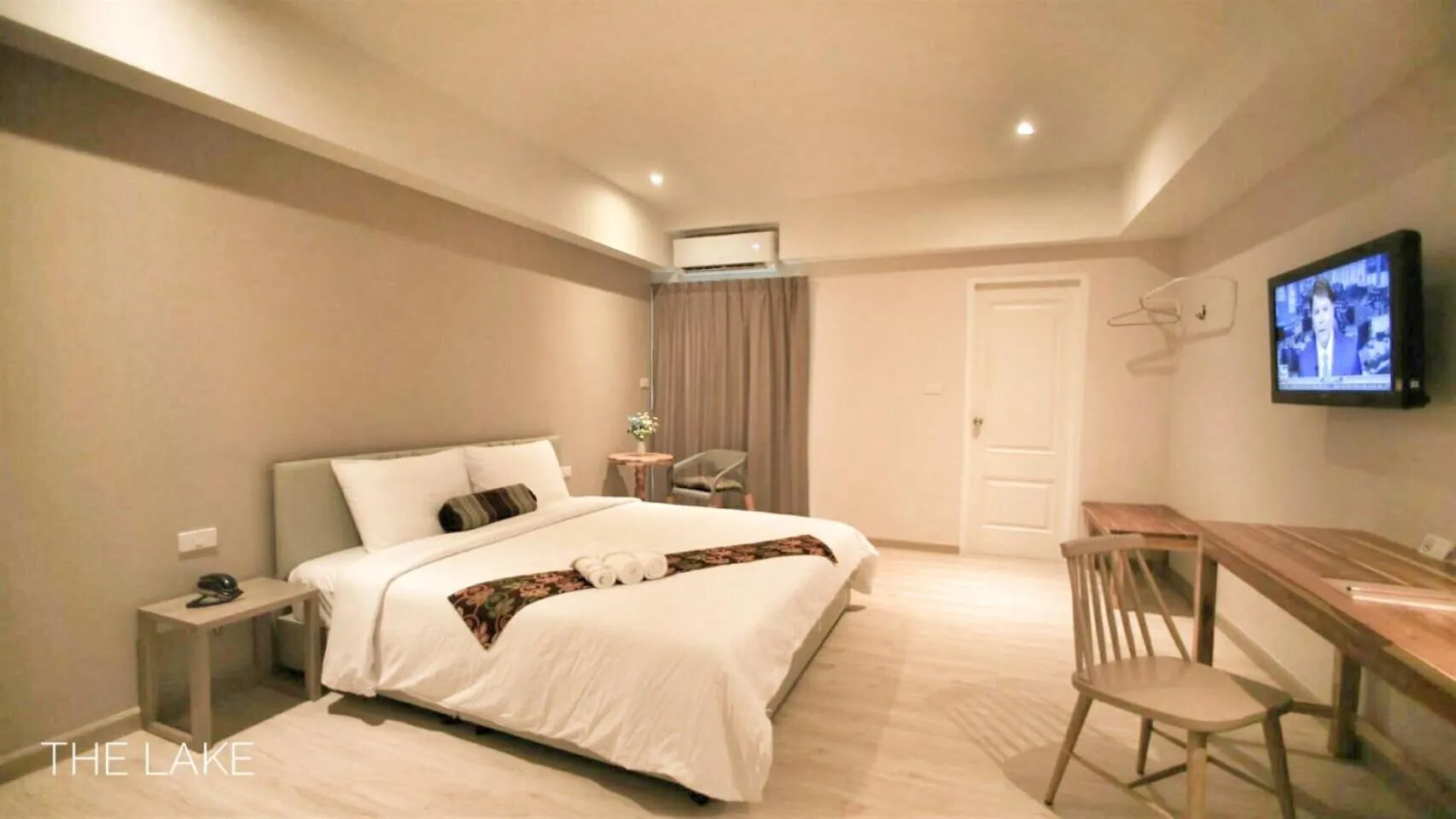 Superior King Room in The Lake Udon