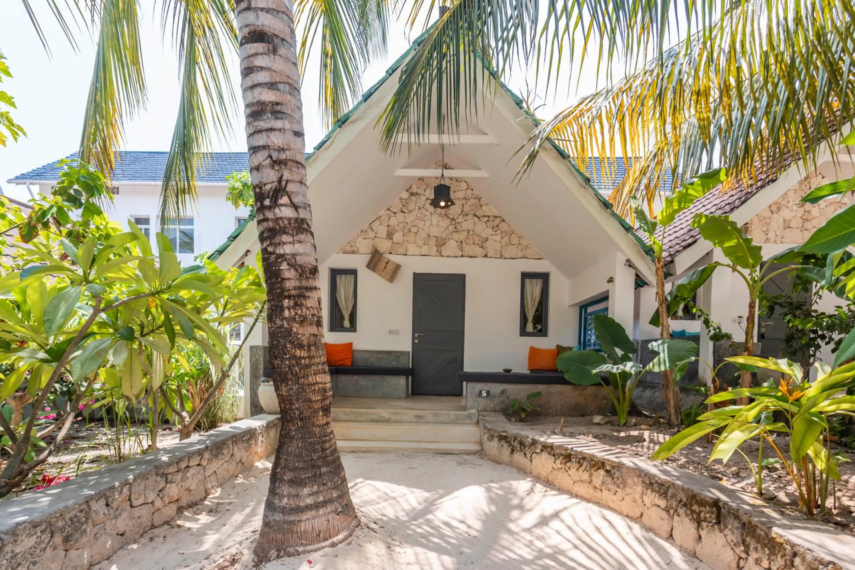 Bungalow with front Pool view - single occupancy in Fun Beach Hotel