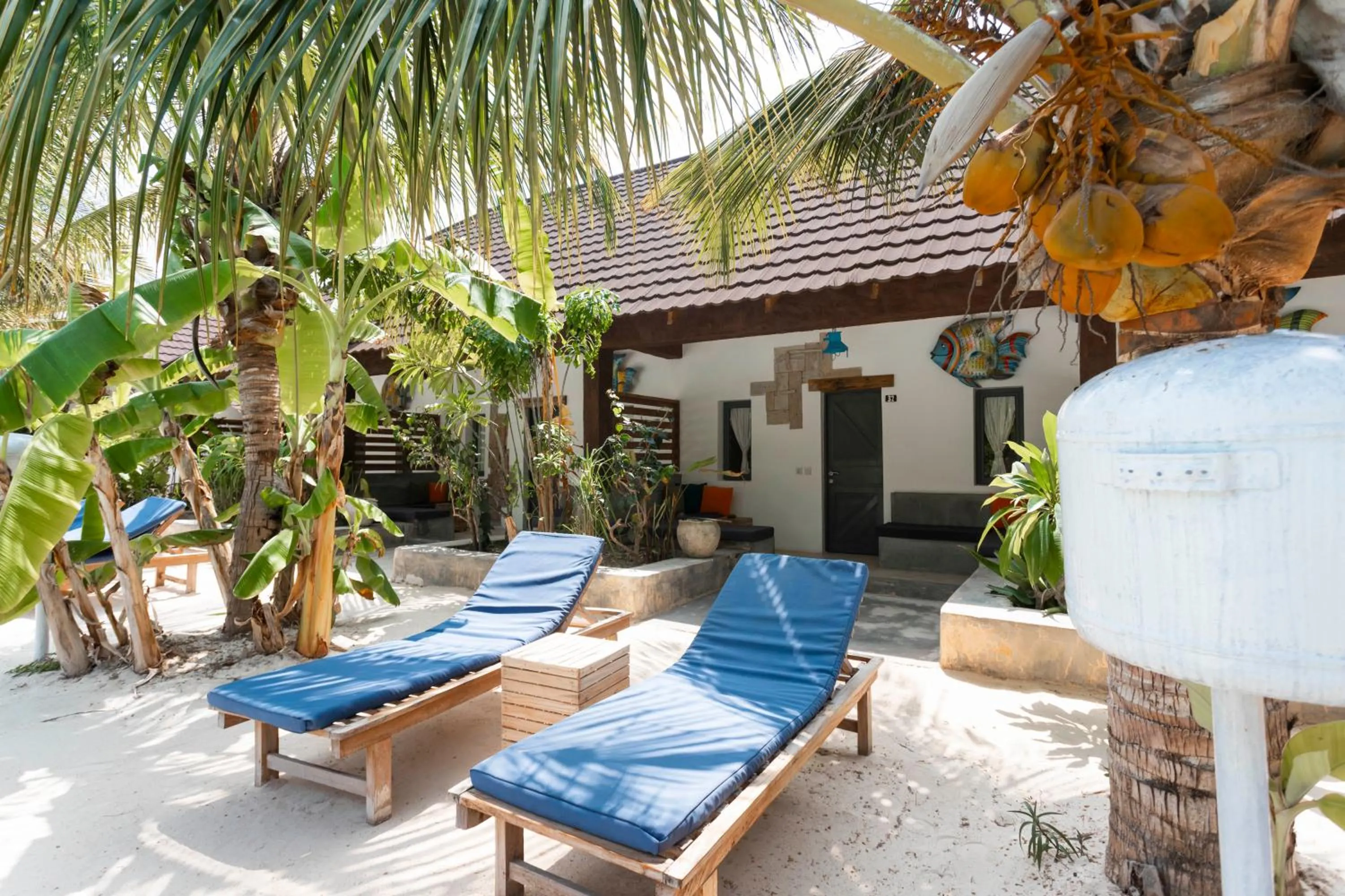 Superior king room with back pool view - single occupancy in Fun Beach Hotel