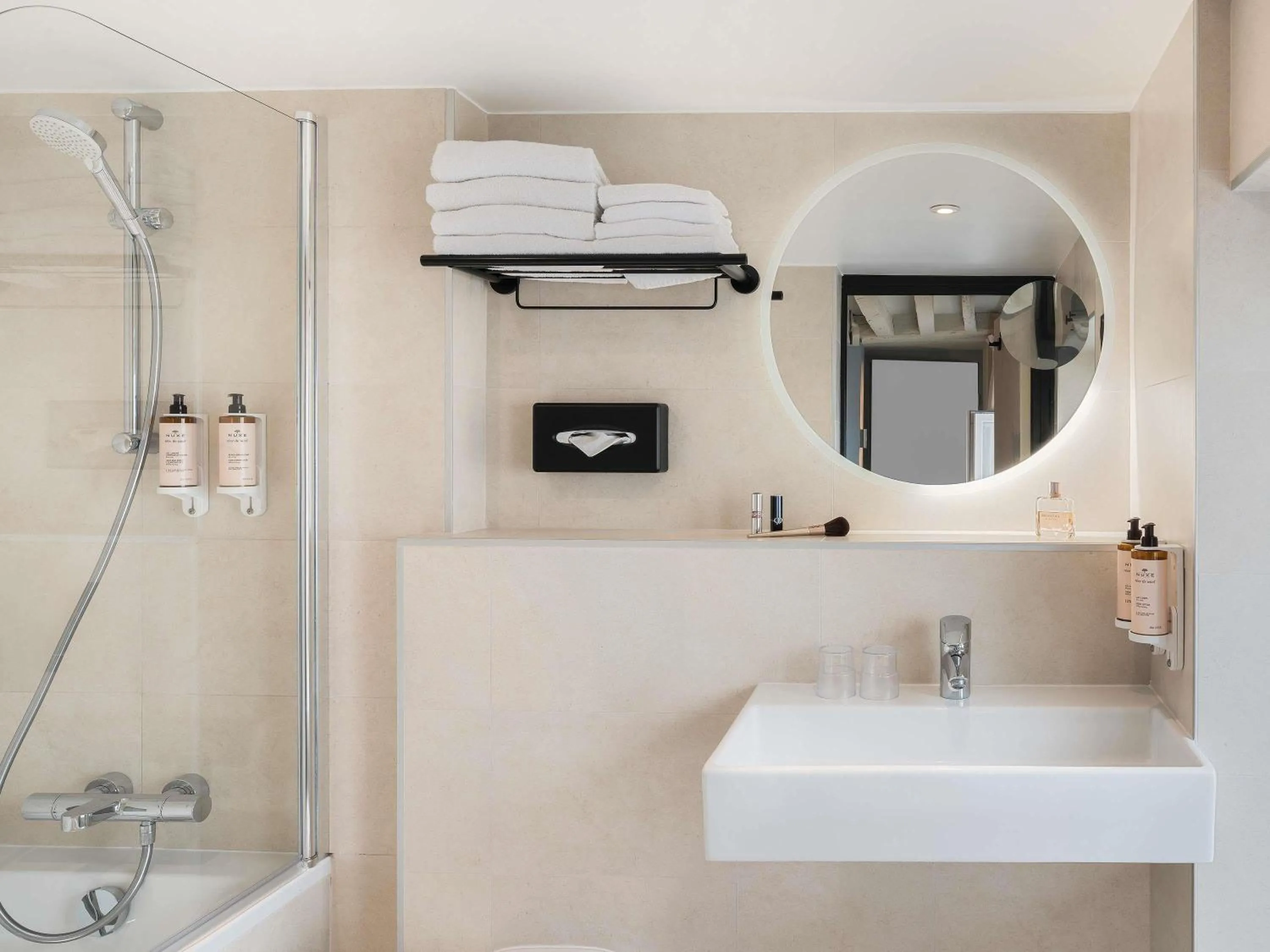 Classic Â Double Room in Mercure Paris Opera Grands Boulevards