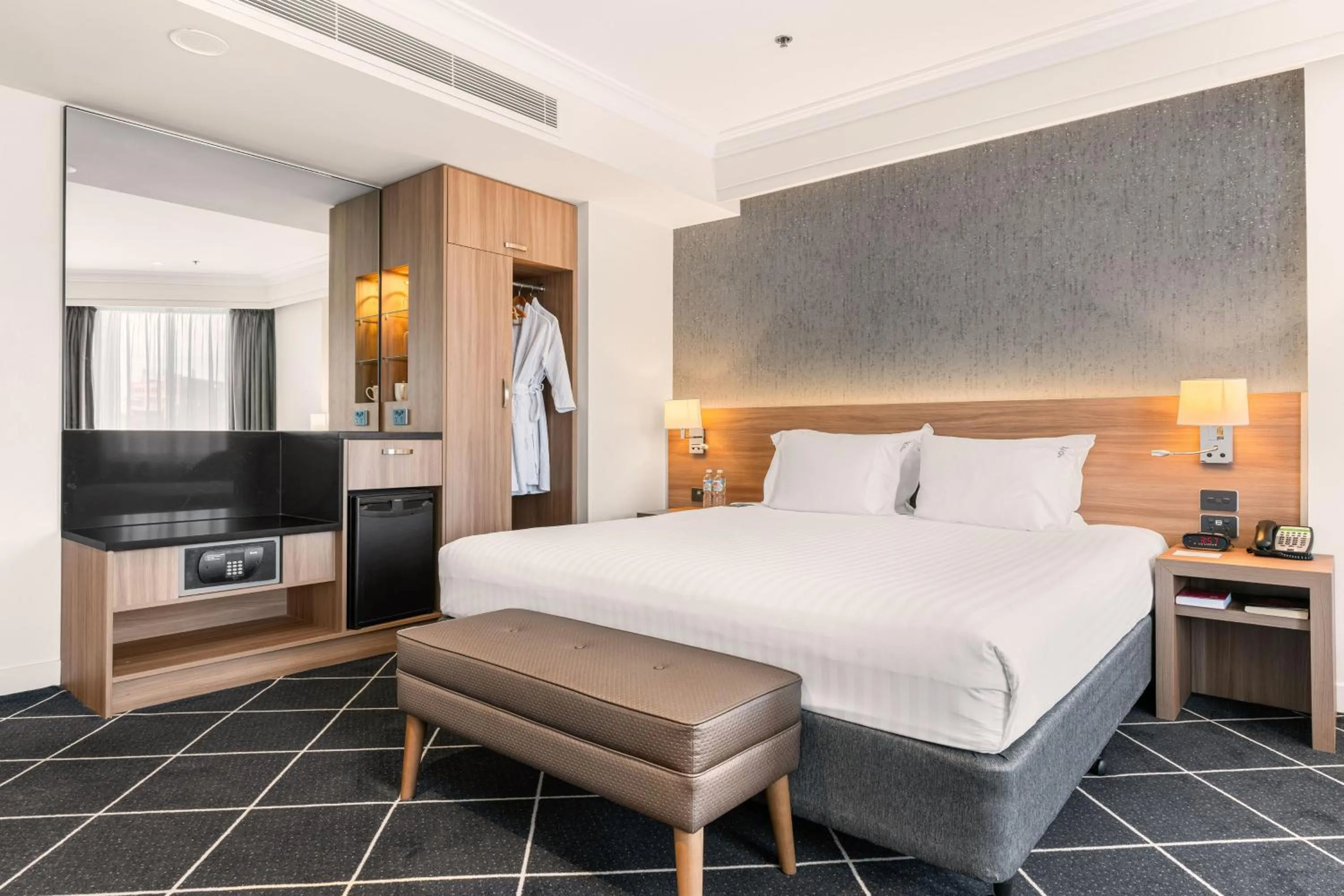 Deluxe Suite in Furama Darling Harbour