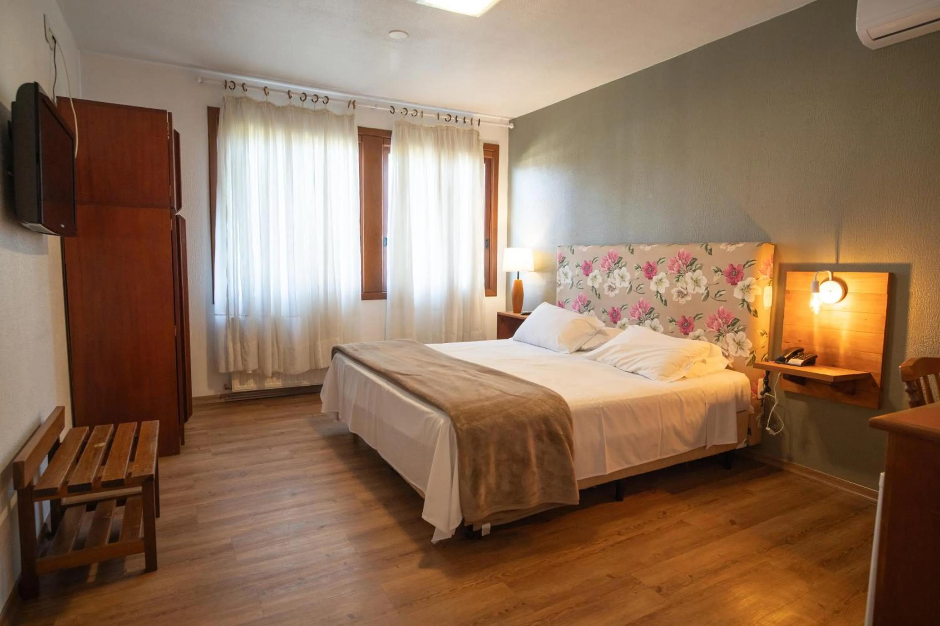 Standard Double or Twin Room in Grande Hotel Canela