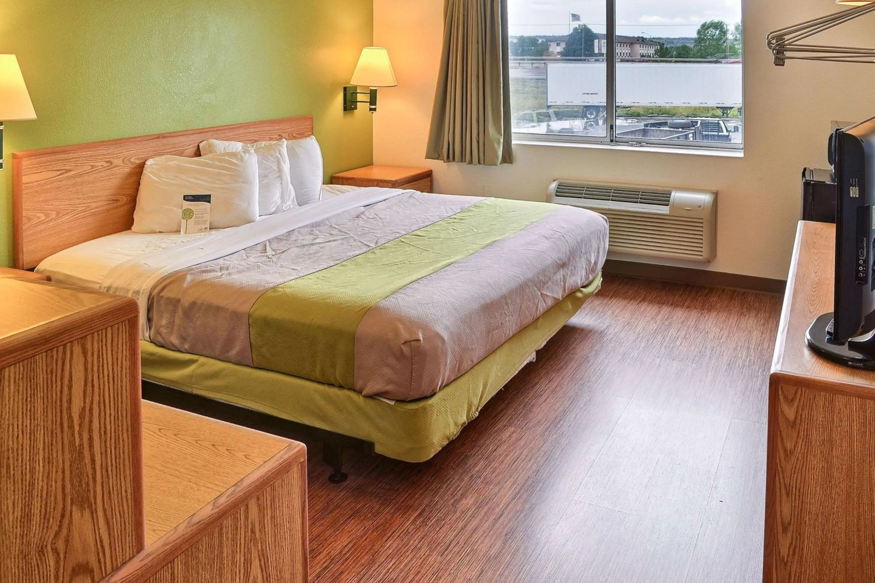 King Room in Motel 6-Billings, MT - North