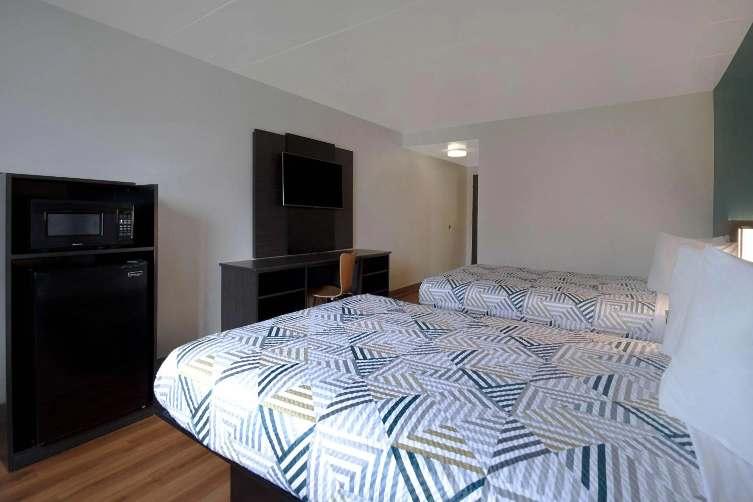 Quadruple Room in Motel 6-Merrillville, IN