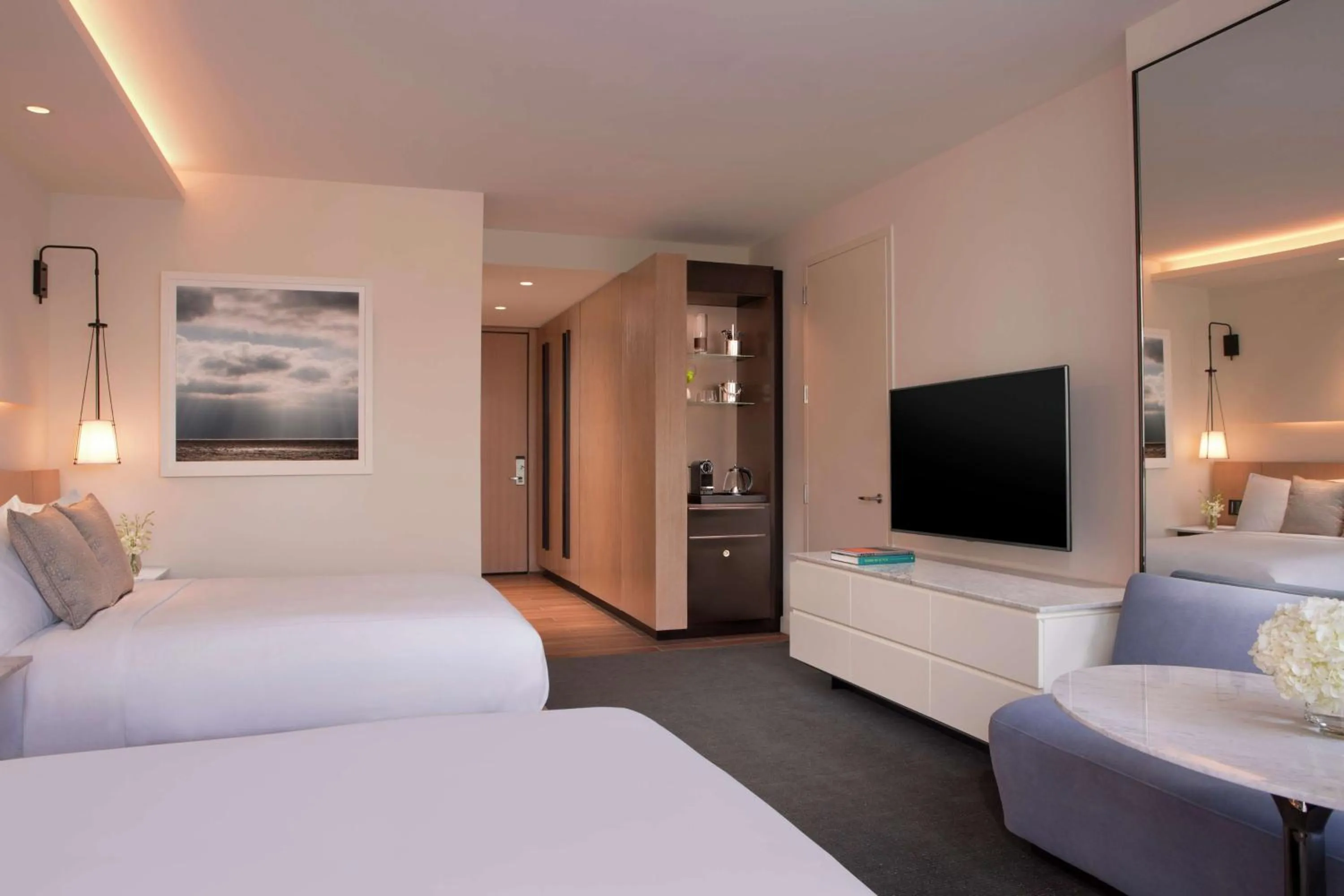 Deluxe Queen Room with Two Queen Beds - Hearing Access in Conrad Washington DC