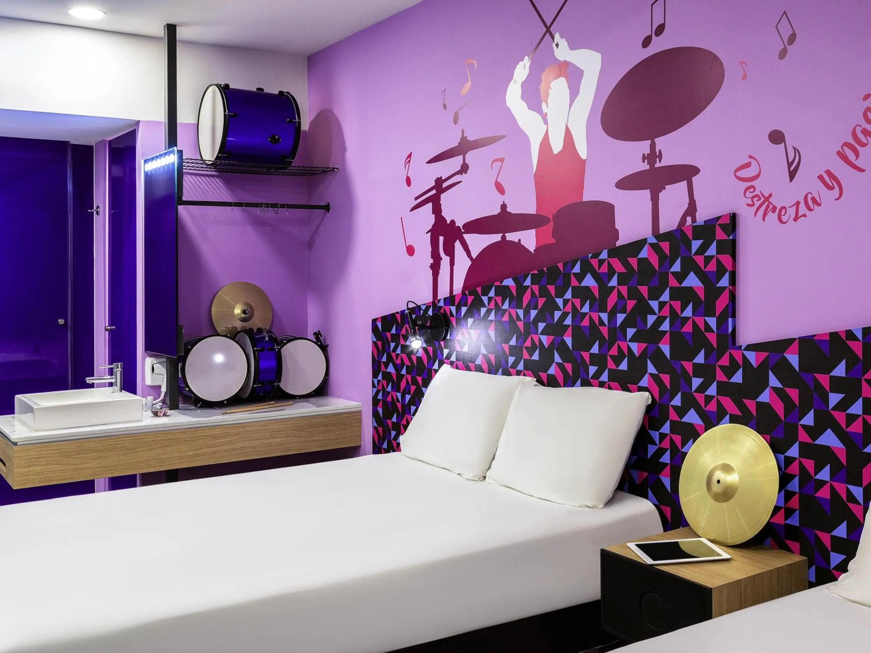 Standard Room with Twin Double Beds in Ibis Styles Merida Galerias