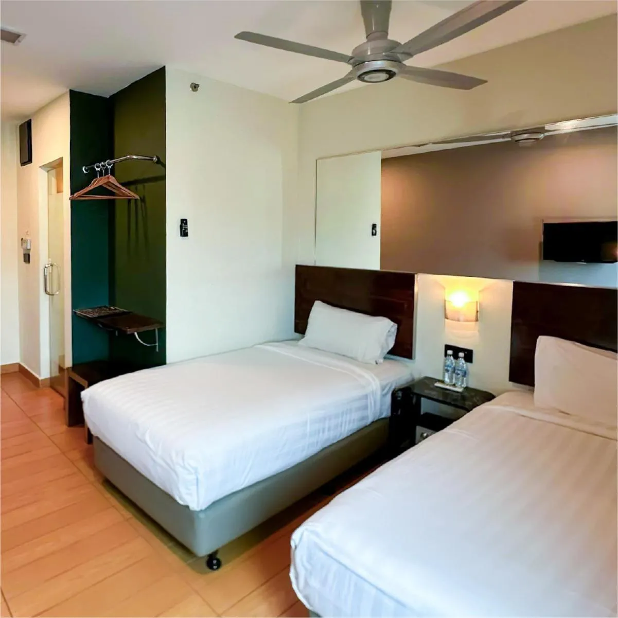 Twin Room in Tune Hotel – Kota Bharu City Centre