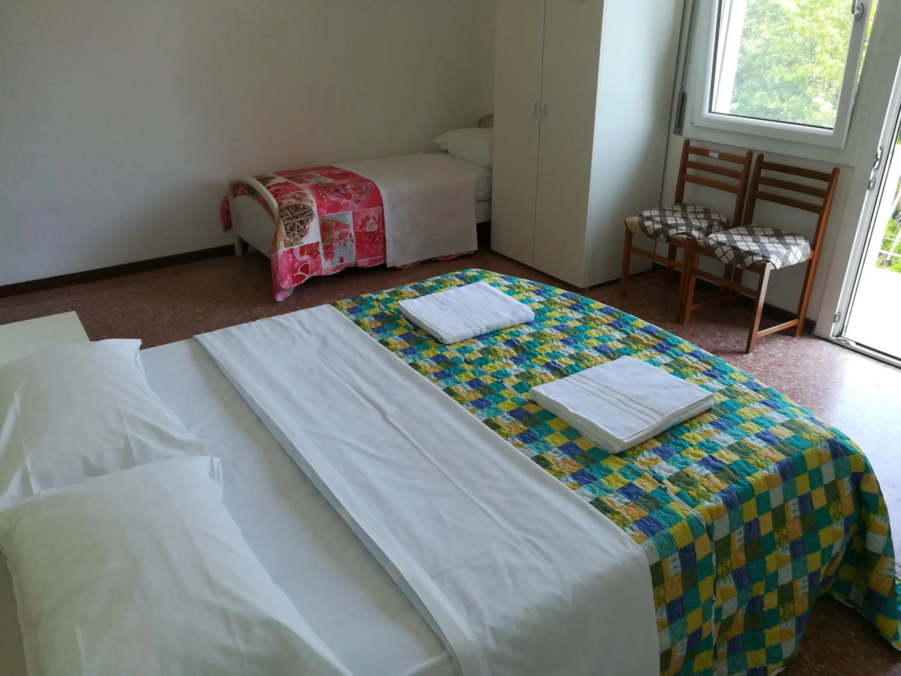 Basic Triple Room with Shared Bathroom in Venice Garden House