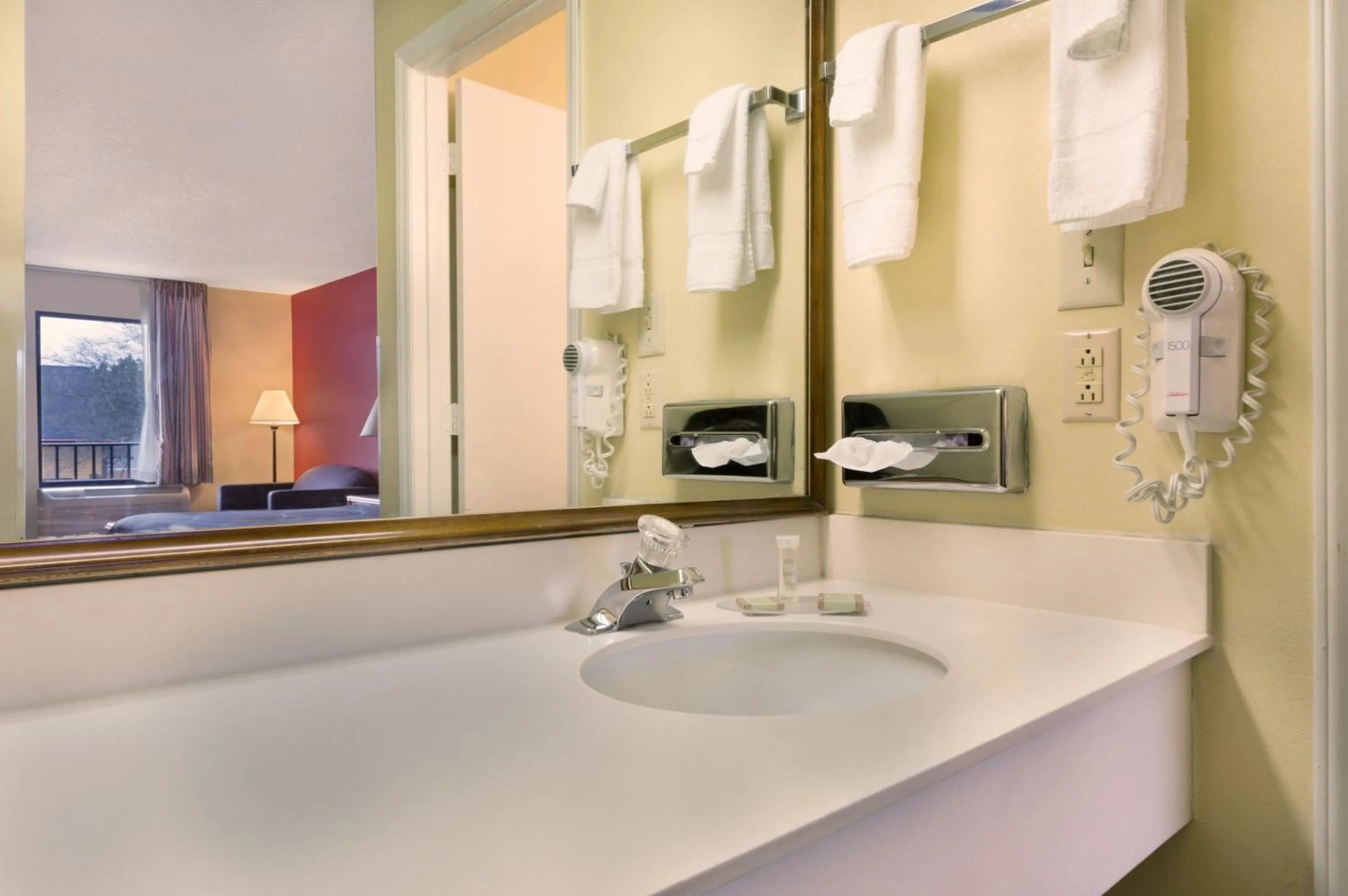 Queen Room - Non-Smoking in Super 8 by Wyndham Lancaster