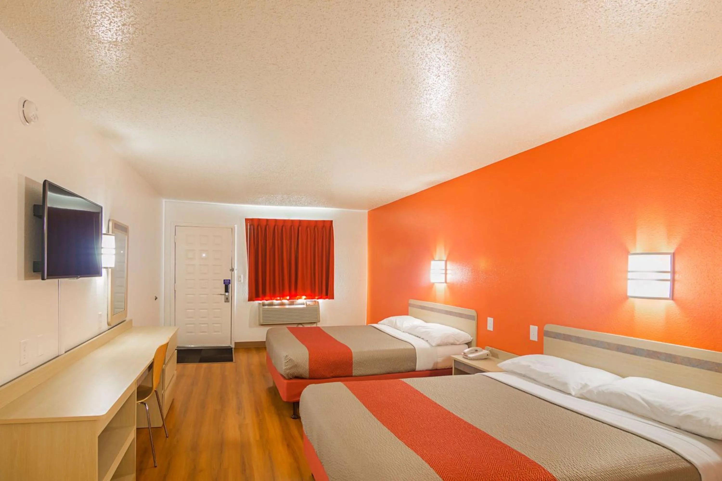 Queen Room with Two Queen Beds in Motel 6-Lawton, OK
