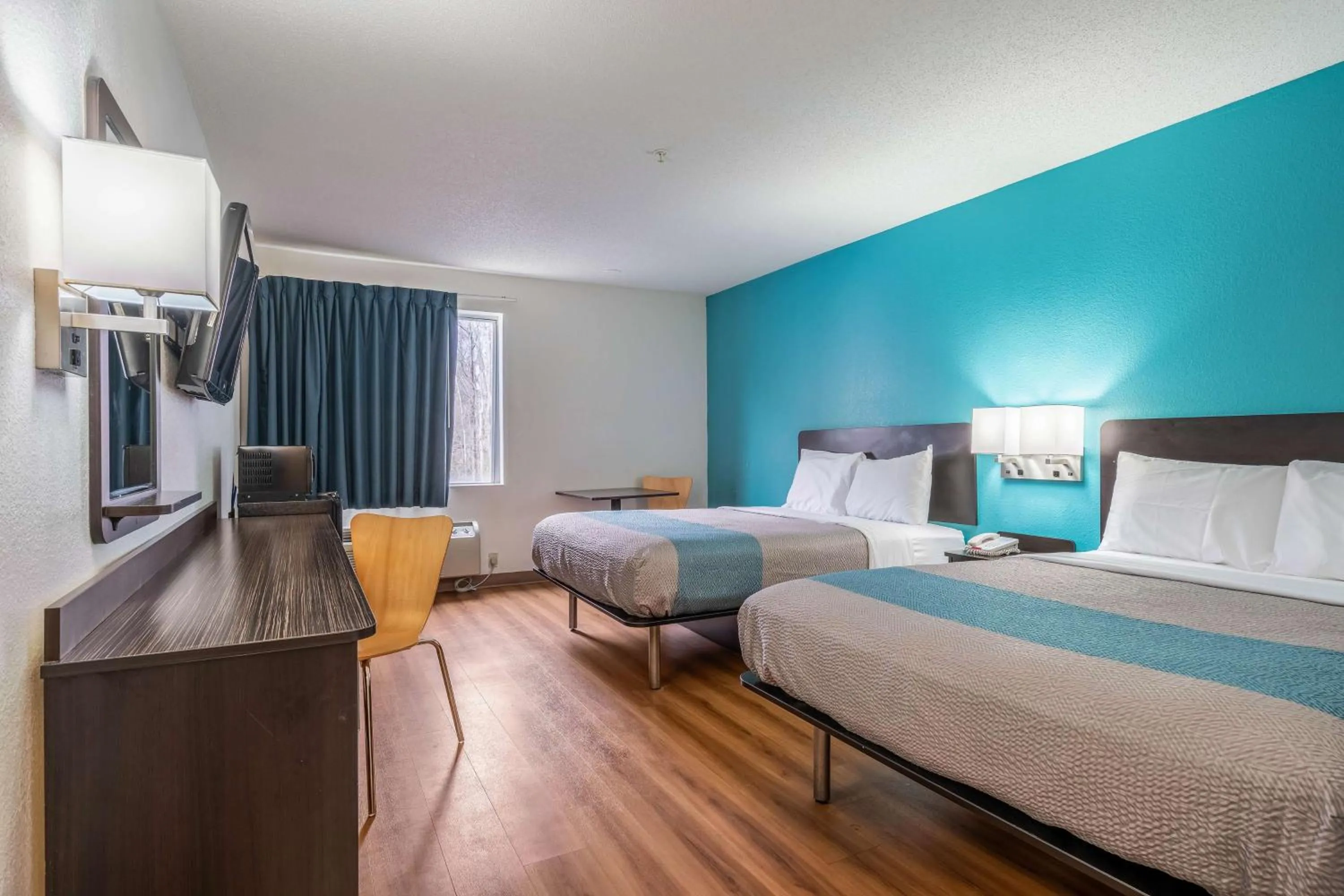 Quadruple Room - Disability Access in Motel 6-Rocky Mount, NC