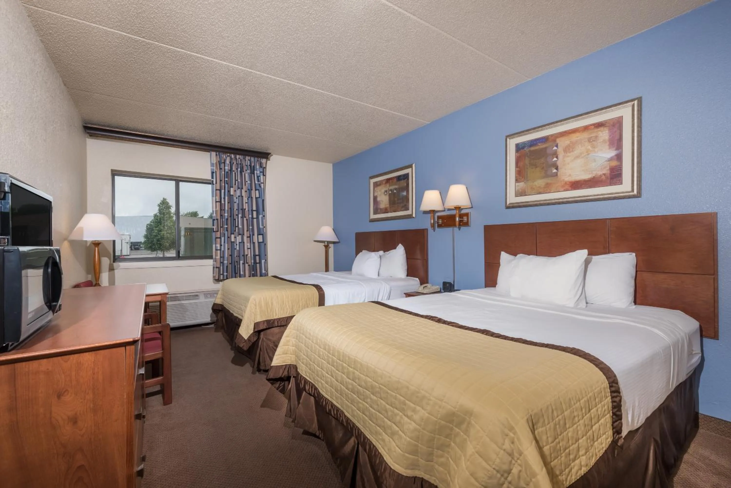 Queen Room with Two Queen Beds - Non-Smoking in Ramada by Wyndham Fargo