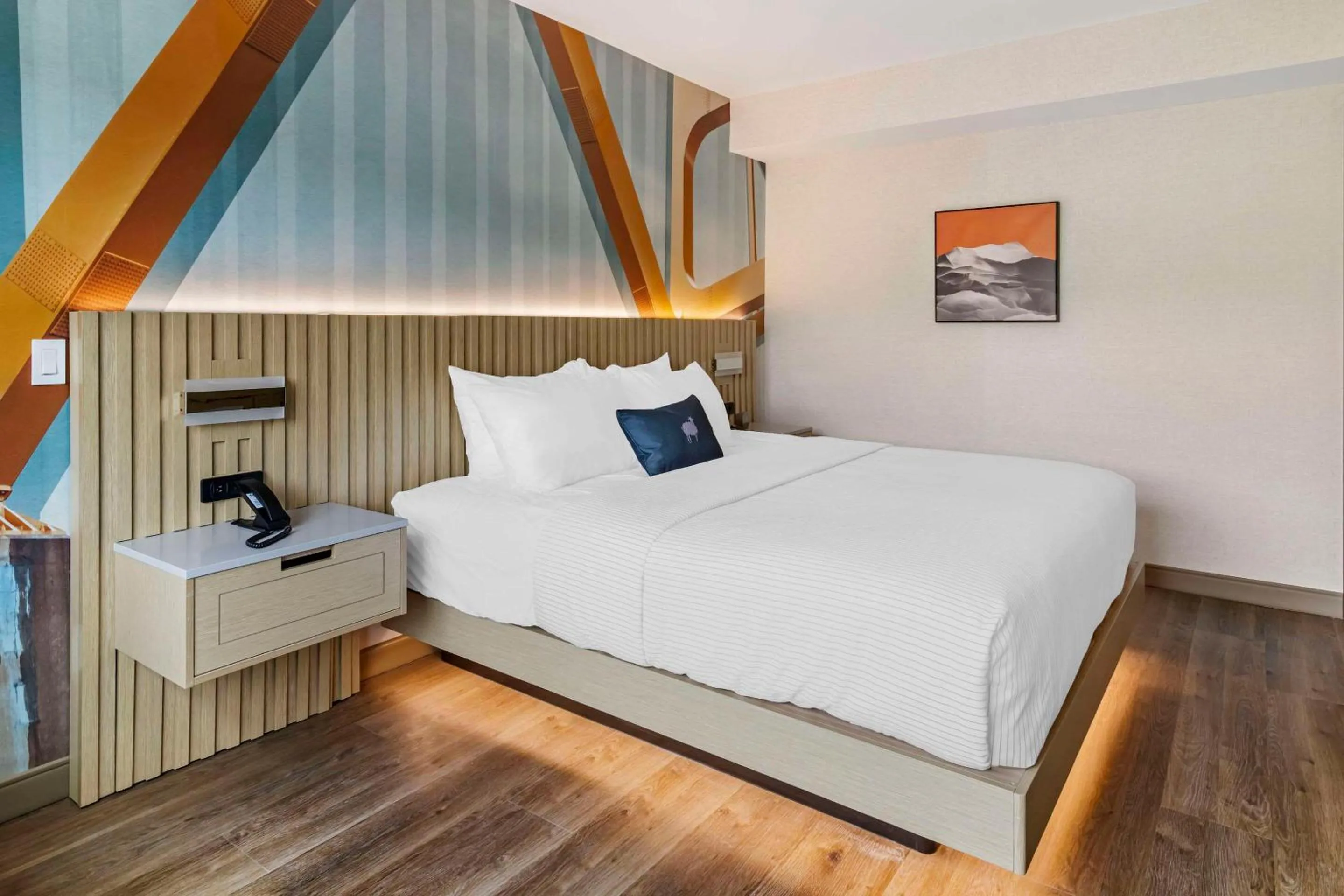 Standard Room J in Cambria Hotel North Conway