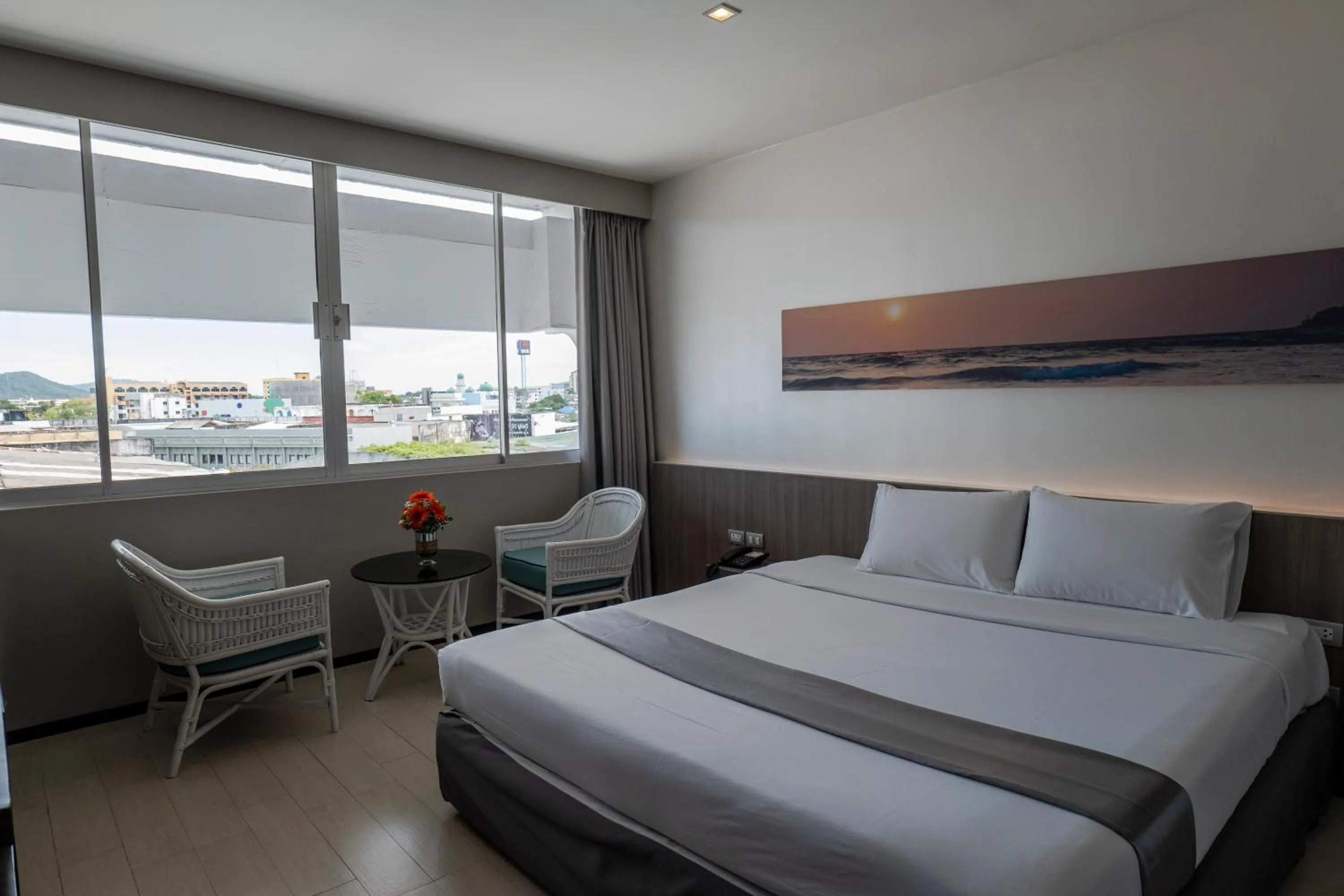 Deluxe Double Room in Pearl Hotel Phuket