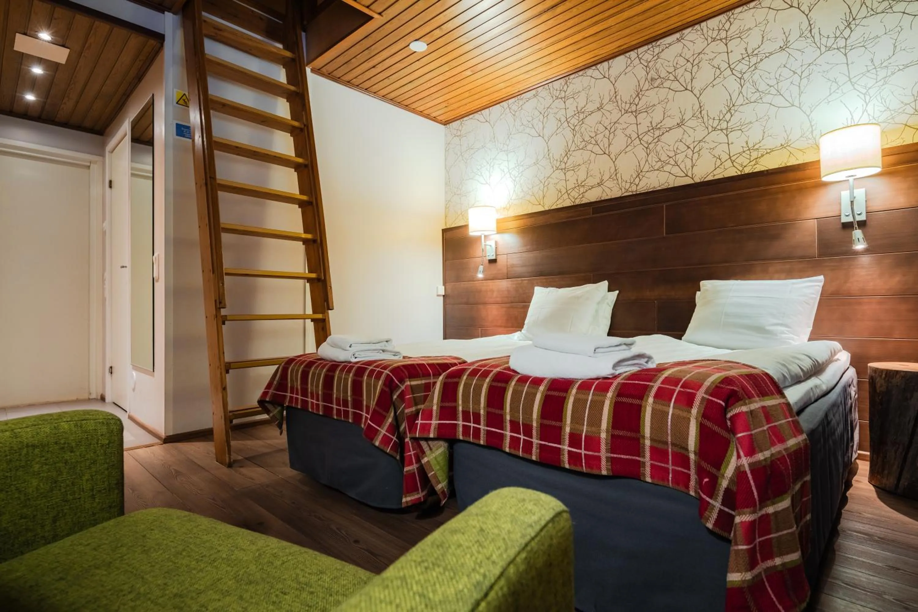 Family Room with Sauna in Lapland Hotels Sirkantähti