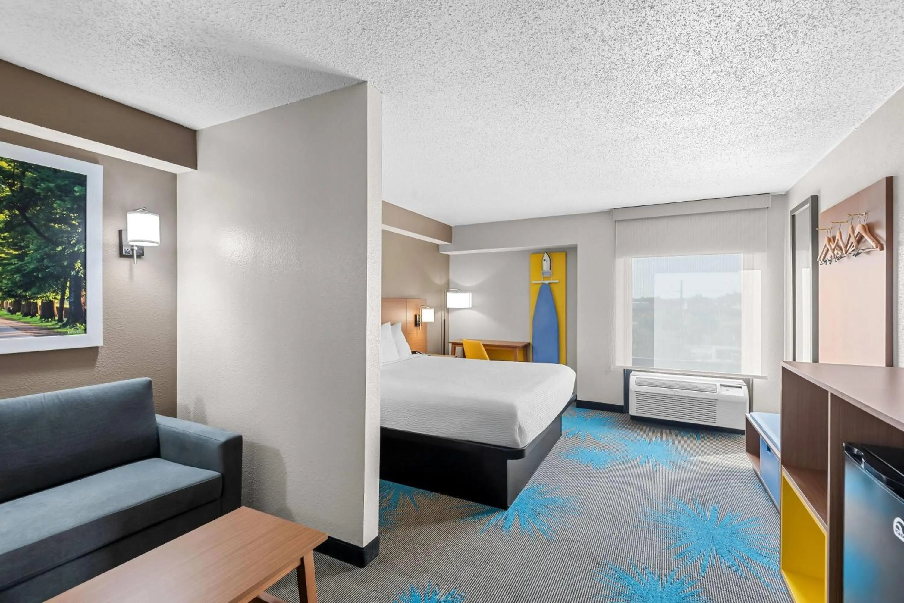 King Suite- Non-Smoking in Days Inn & Suites by Wyndham Cedar Rapids