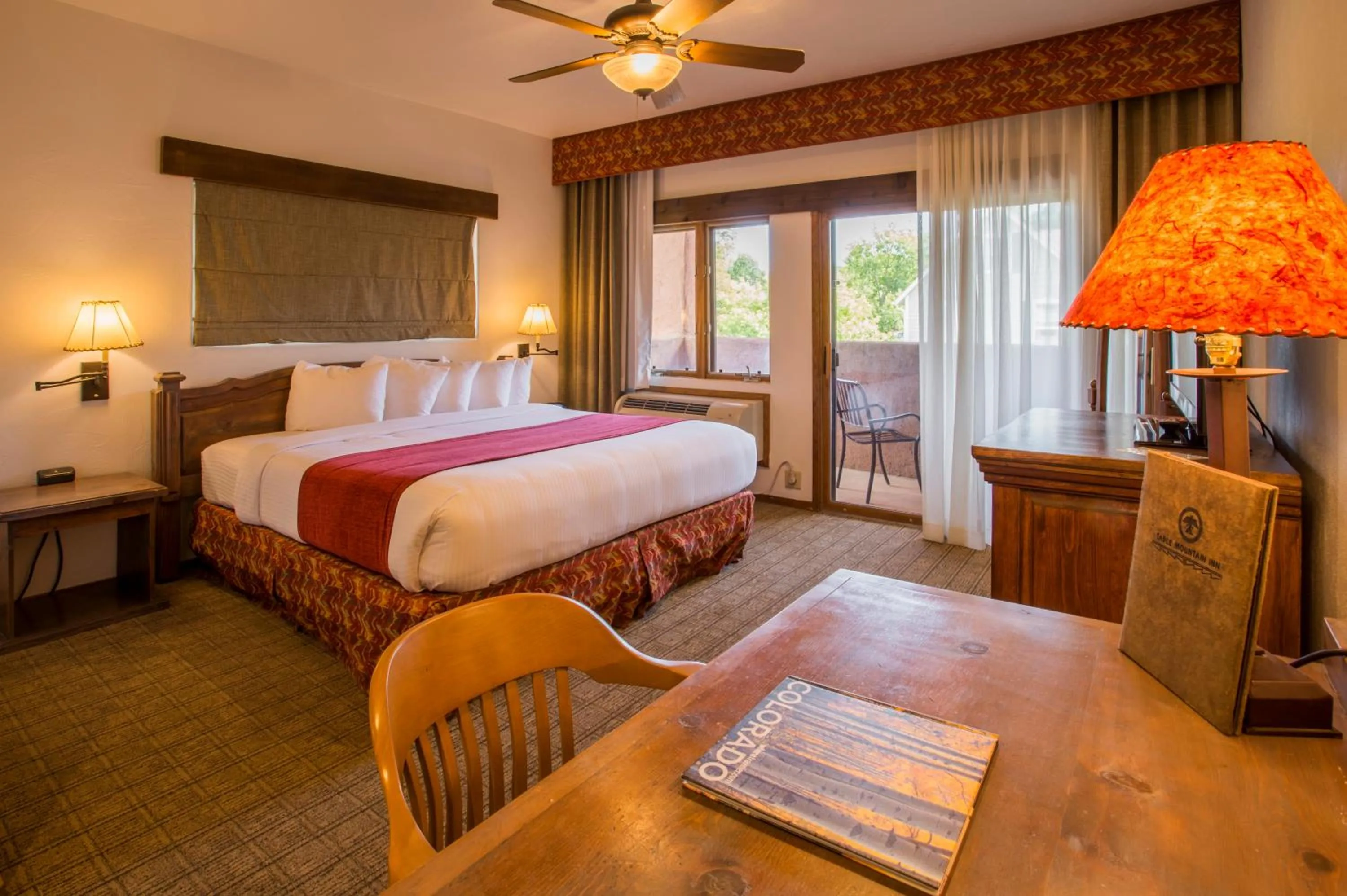 Santa Fe Executive Suite in Table Mountain Inn