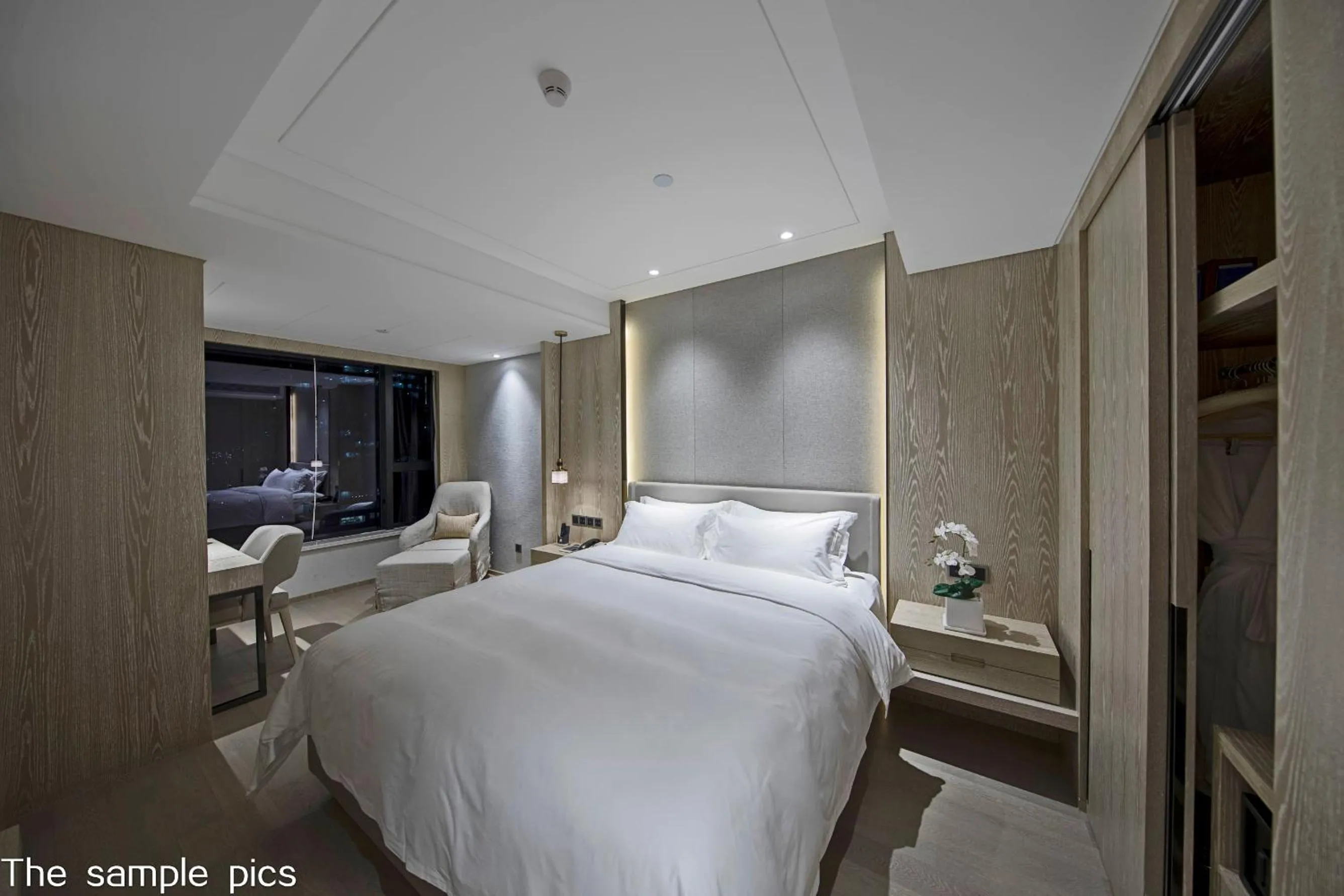 Commercial Apartment Suite - single occupancy in Shenzhen FY Hotel