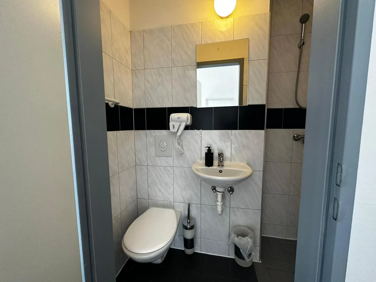 Family Room in Ootel.com