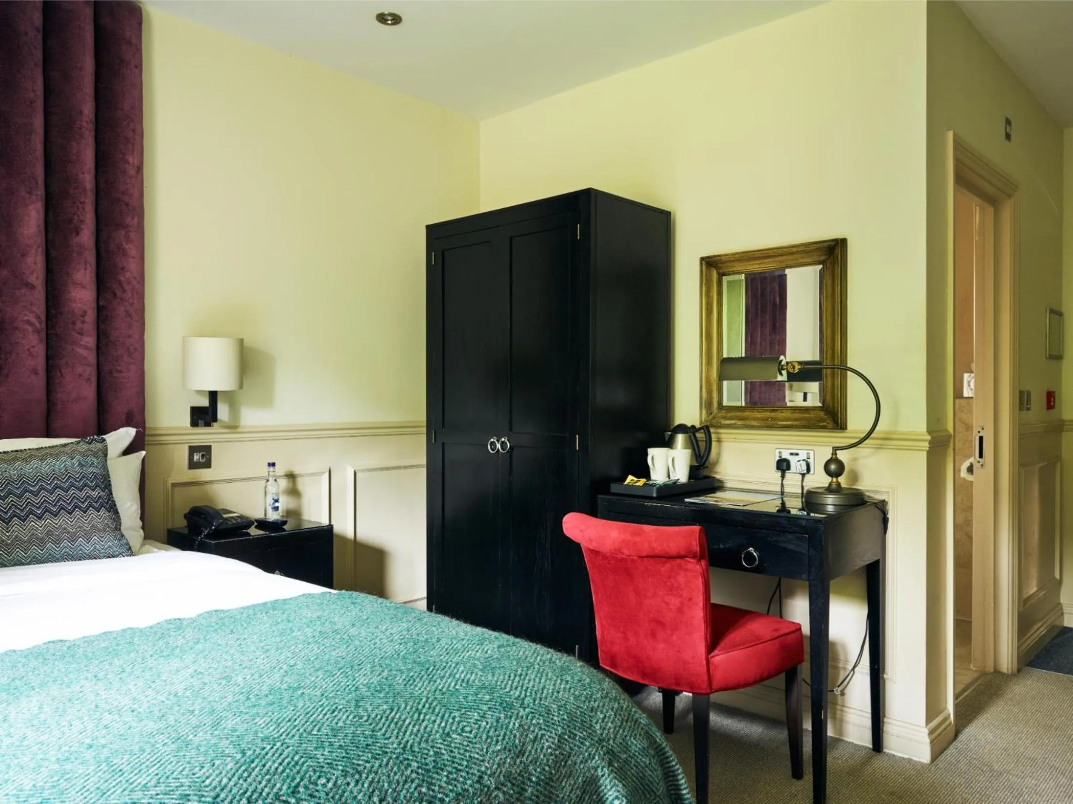 Double Room with Garden View in The Talbot Inn