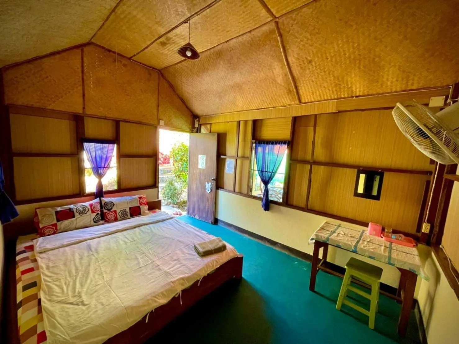 Standard Cottage in Rainbow House Pai