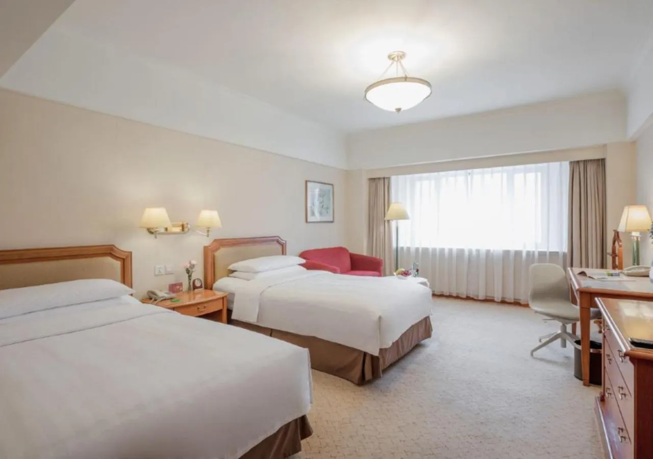 Twin Room in JEN Shenyang by Shangri-La