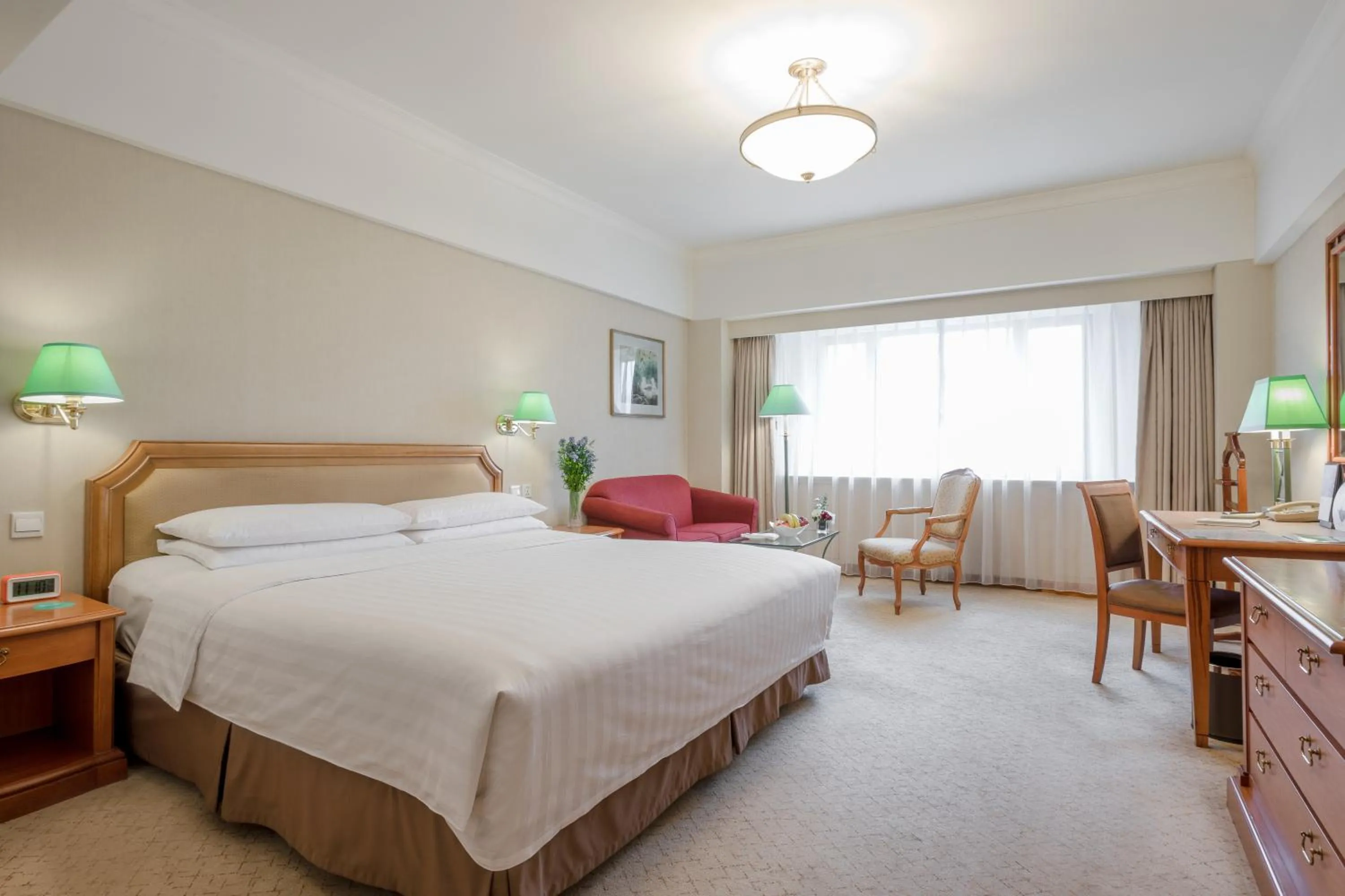 Superior King Room in JEN Shenyang by Shangri-La