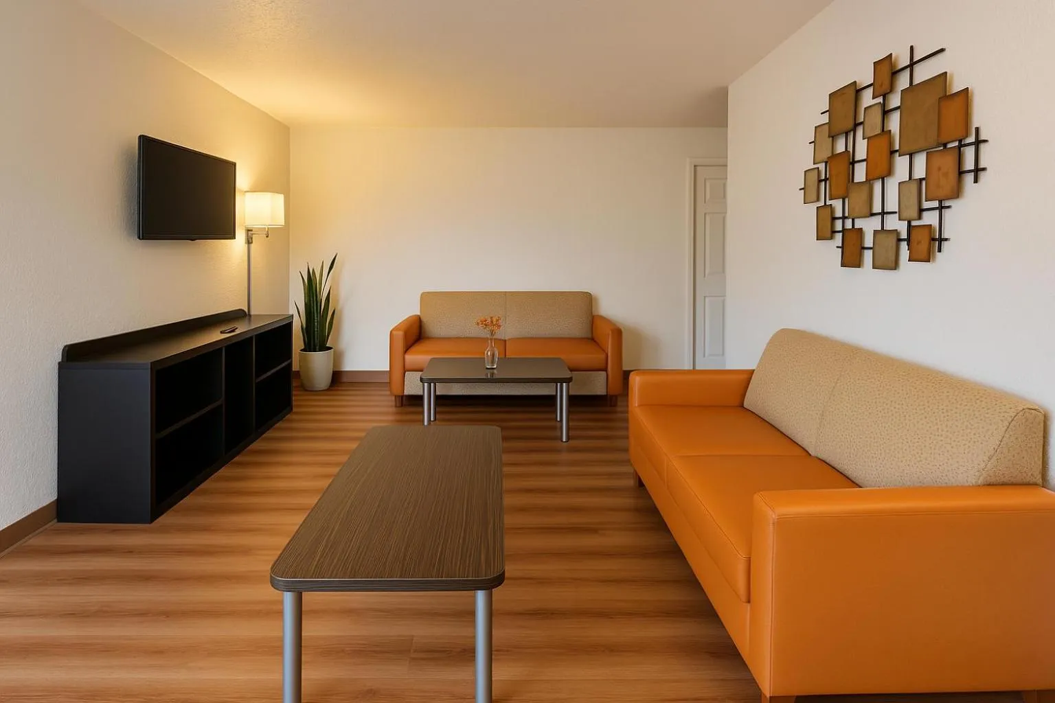 Deluxe Queen Room in Motel 6-Duluth, MN