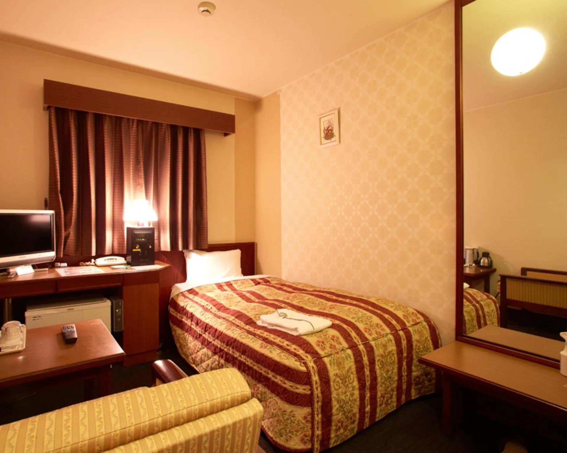 Single Room in Hotel Taira