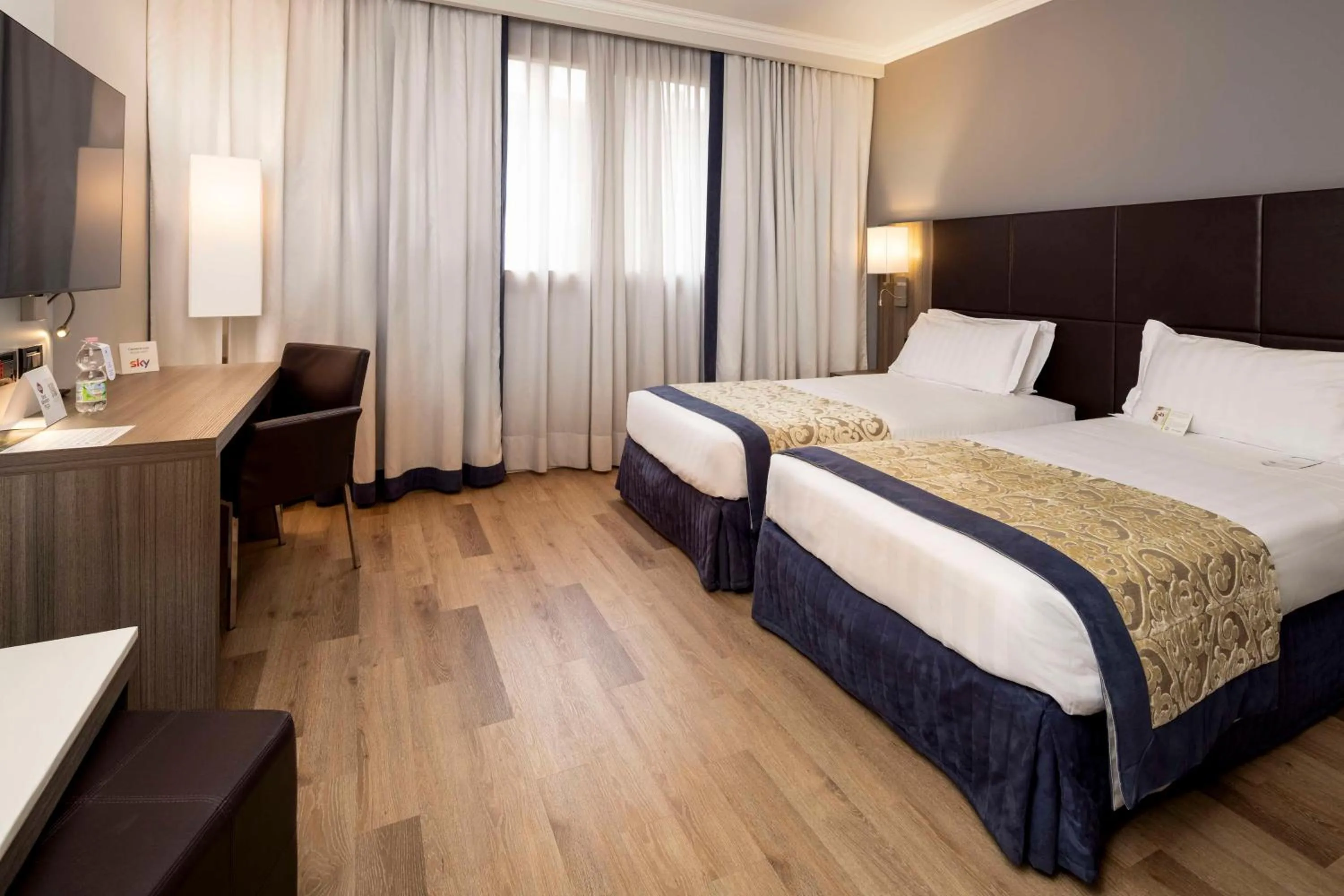 Superior Triple Room in Best Western Plus Borgolecco Hotel