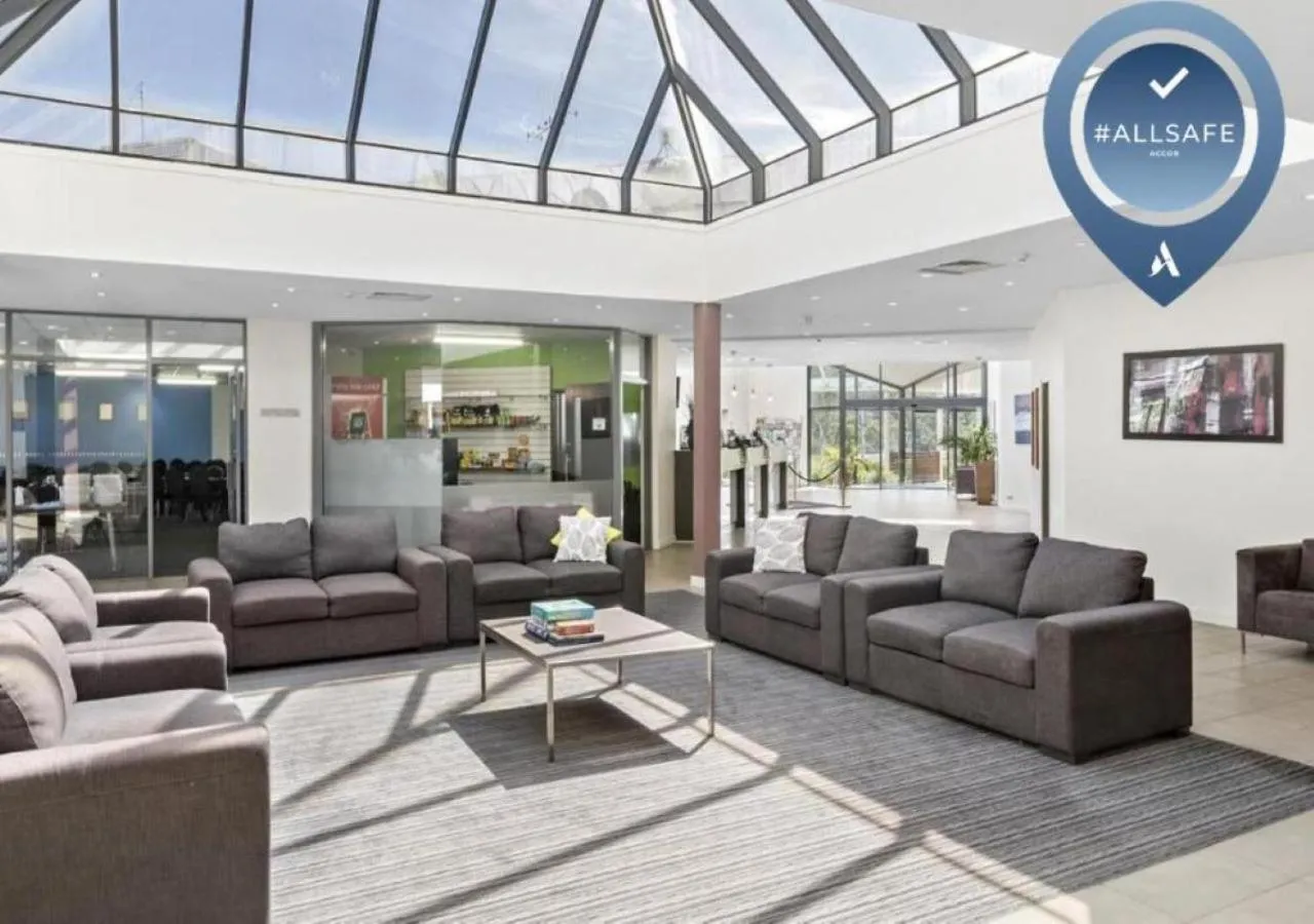 Property building in ibis Styles Canberra Eagle Hawk