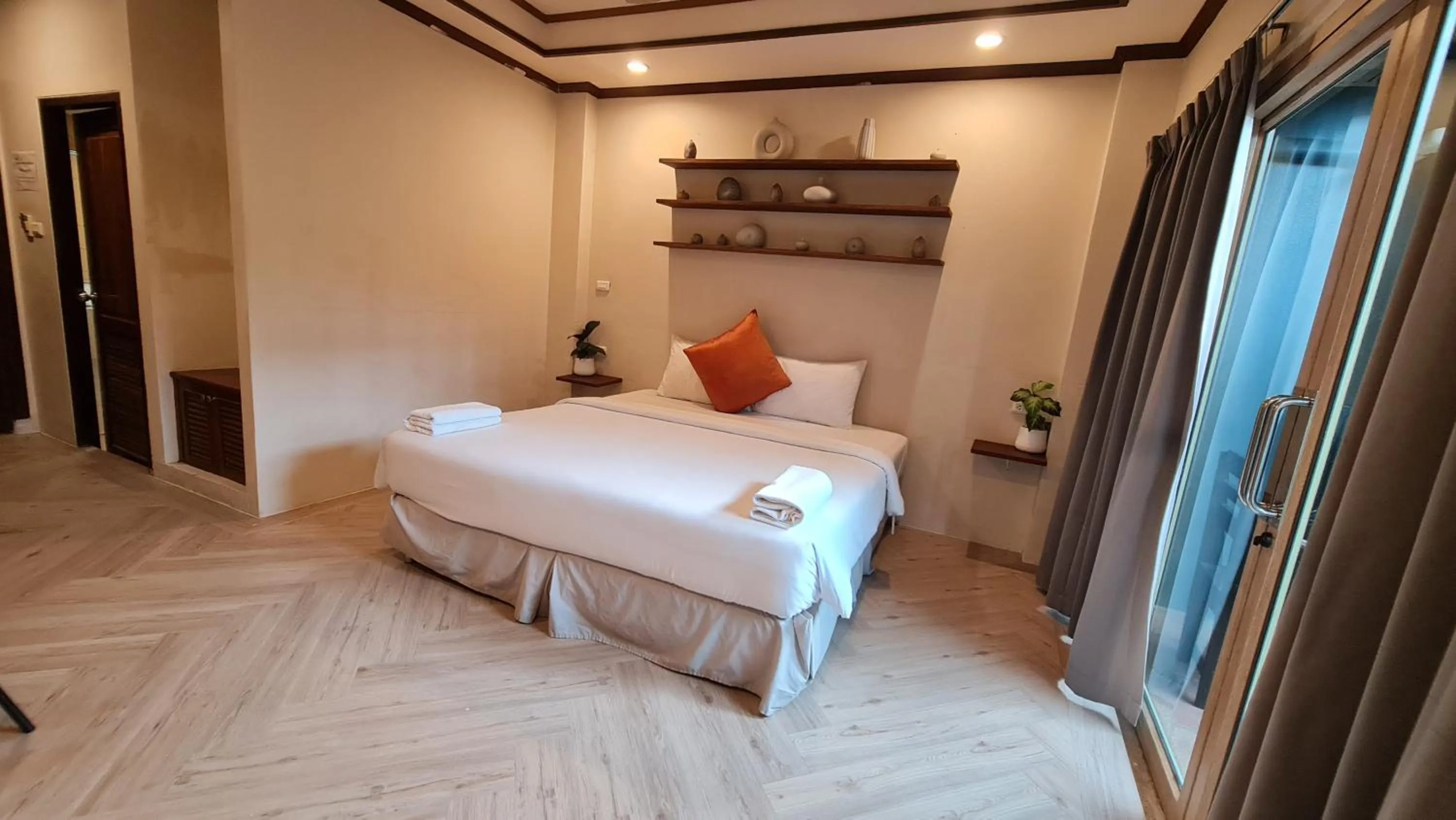 Superior in Sunrise Resort- Koh Phangan - SHA Extra Plus