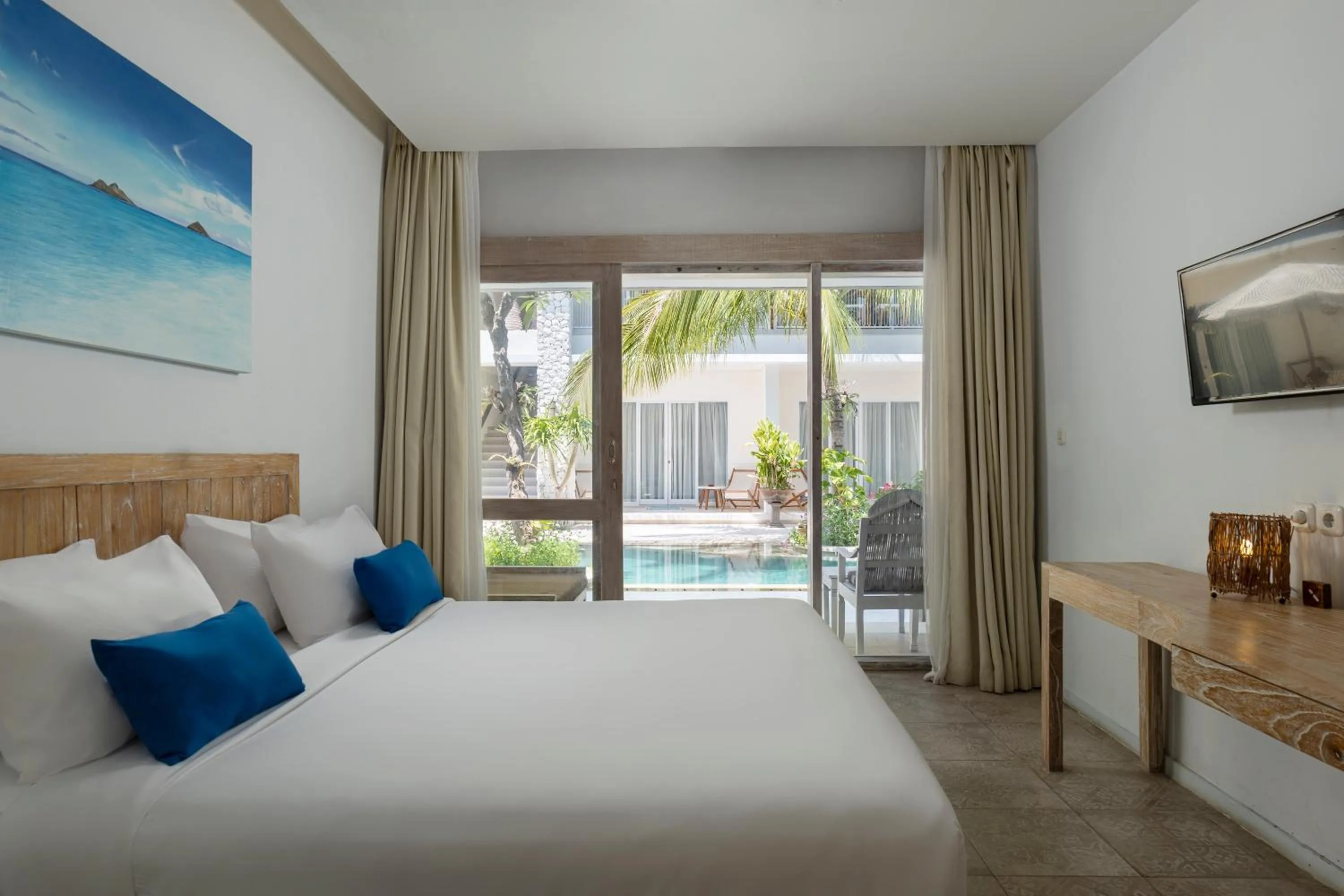 Deluxe Room With Pool Access in The Beach House Resort