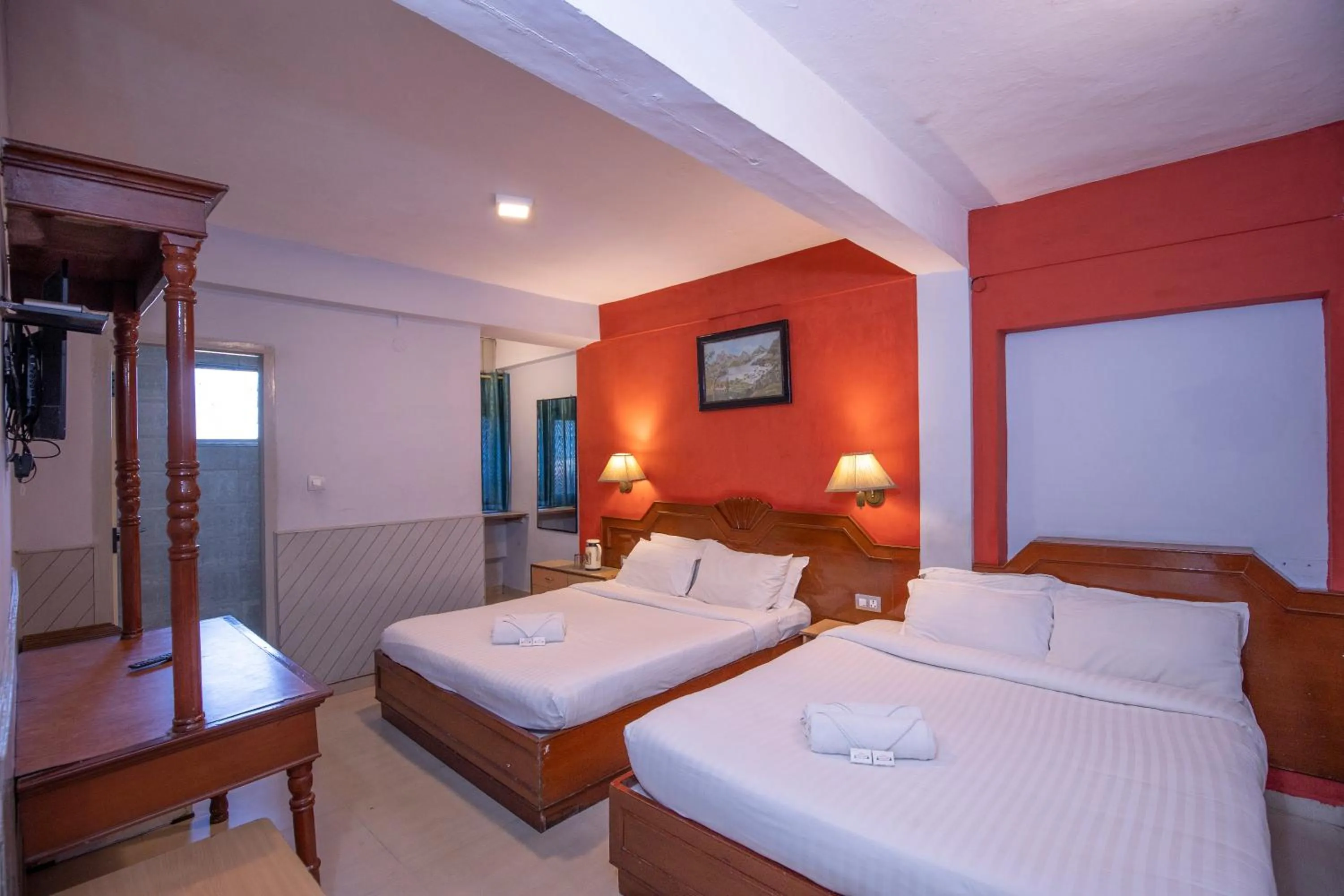 Family Room (4 Adults) in JC Woodville Manor