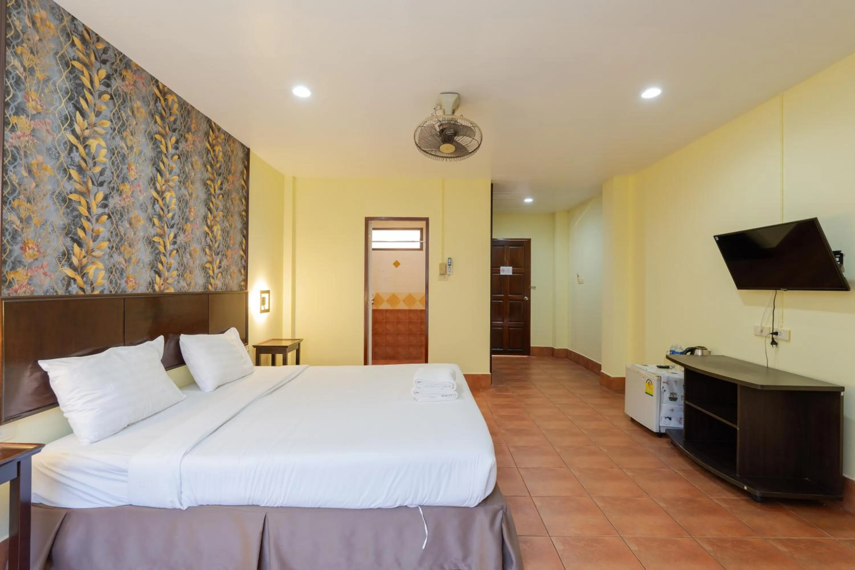 Standard Double Room - single occupancy in Amarin Hotel Patong