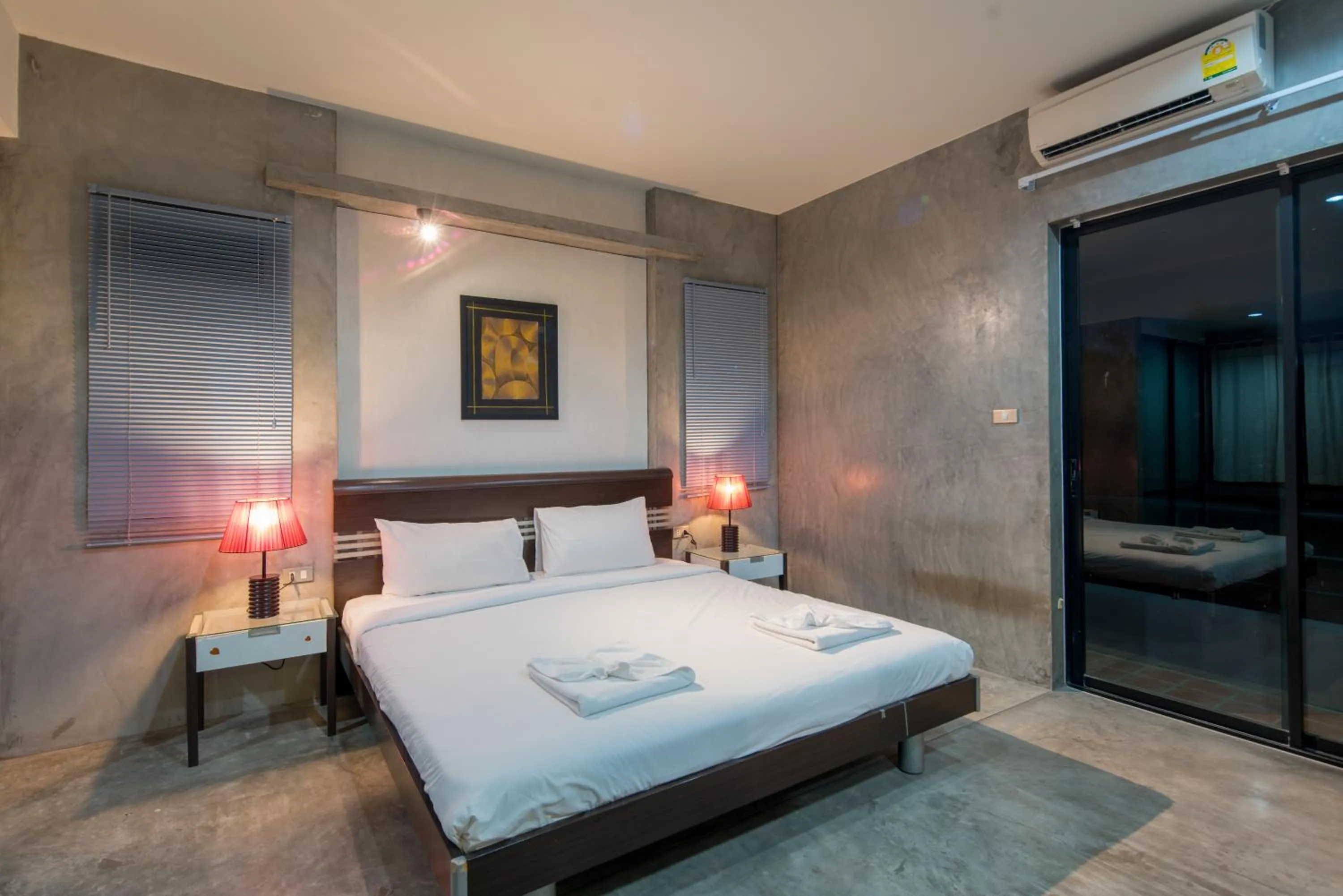 1 Bedroom Apartment for 5 in Amarin Hotel Patong