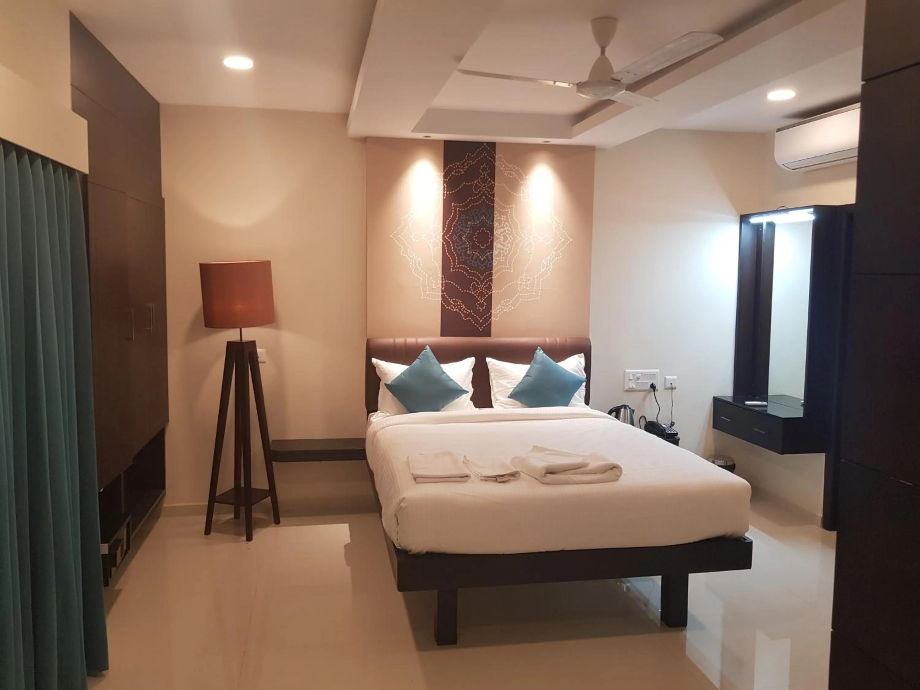 Superior Double Room in The Bull Boutique Hotel